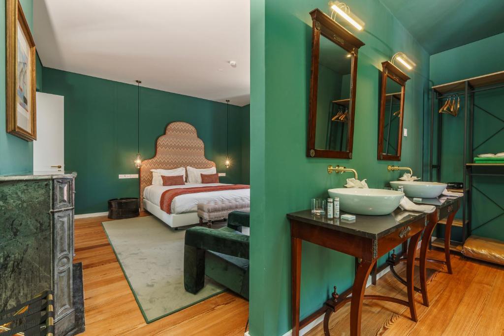 Solar dos Cantos Botanic House and Garden