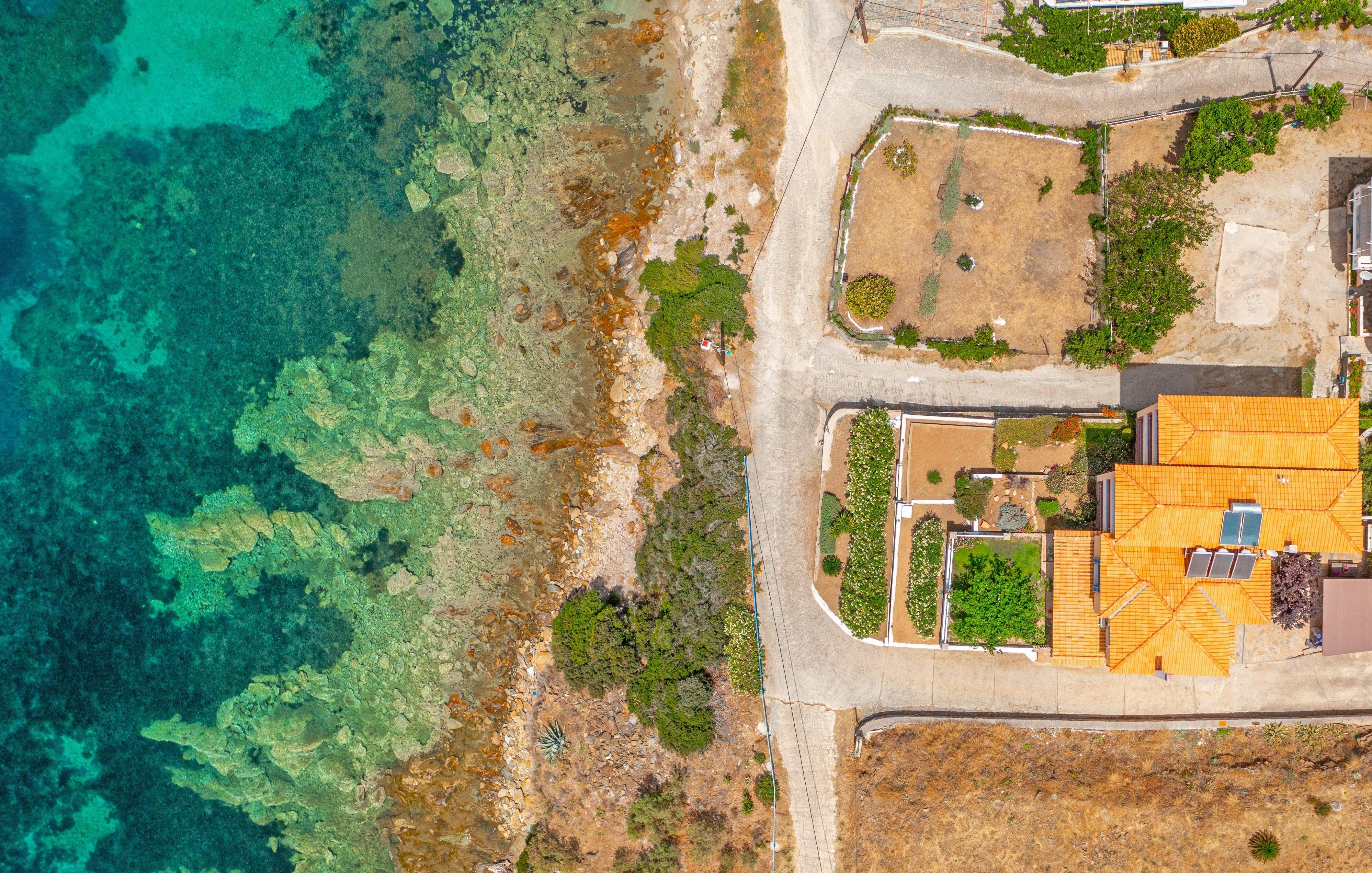 Niovi Seaview Apartments