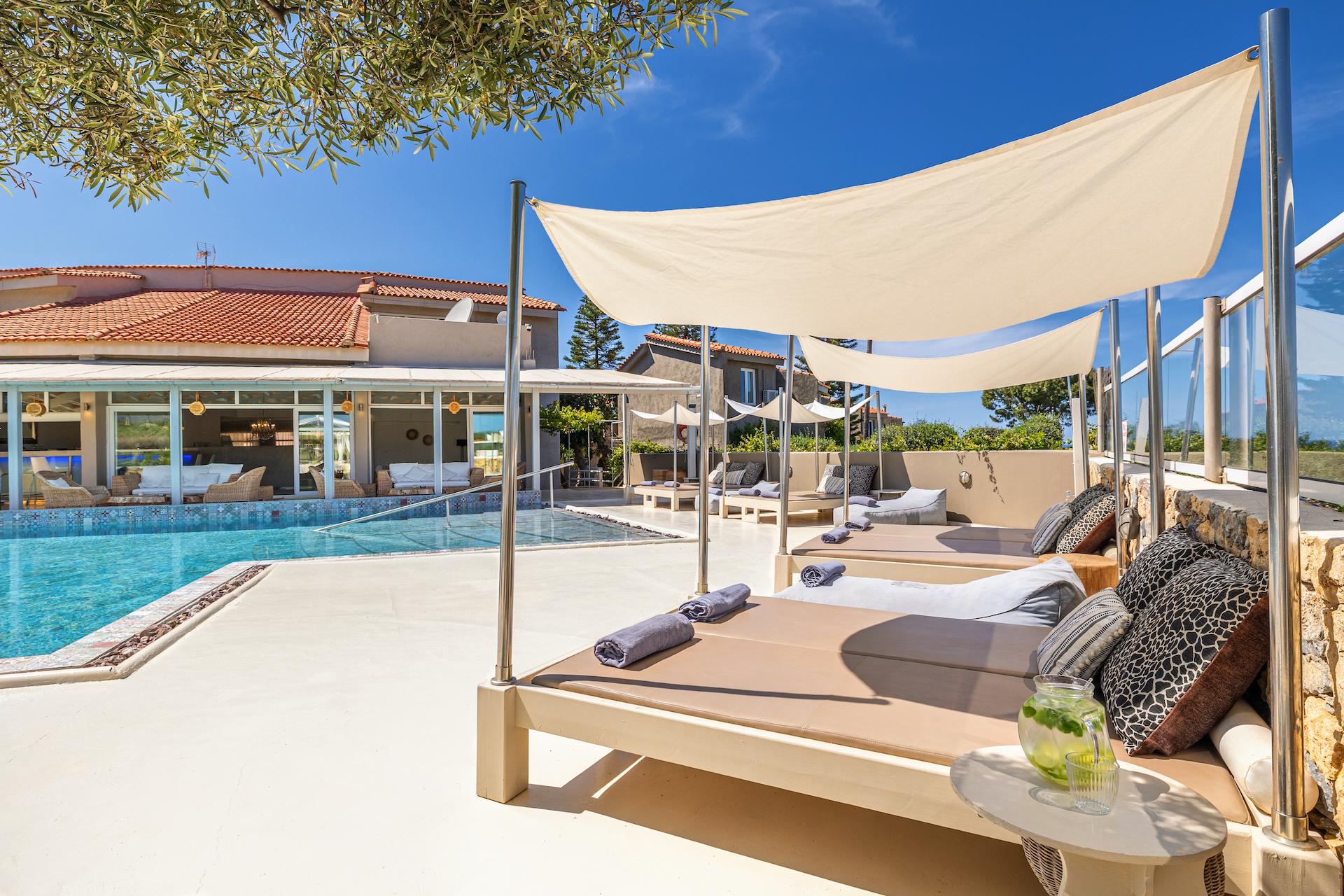 Paradise Island Villas