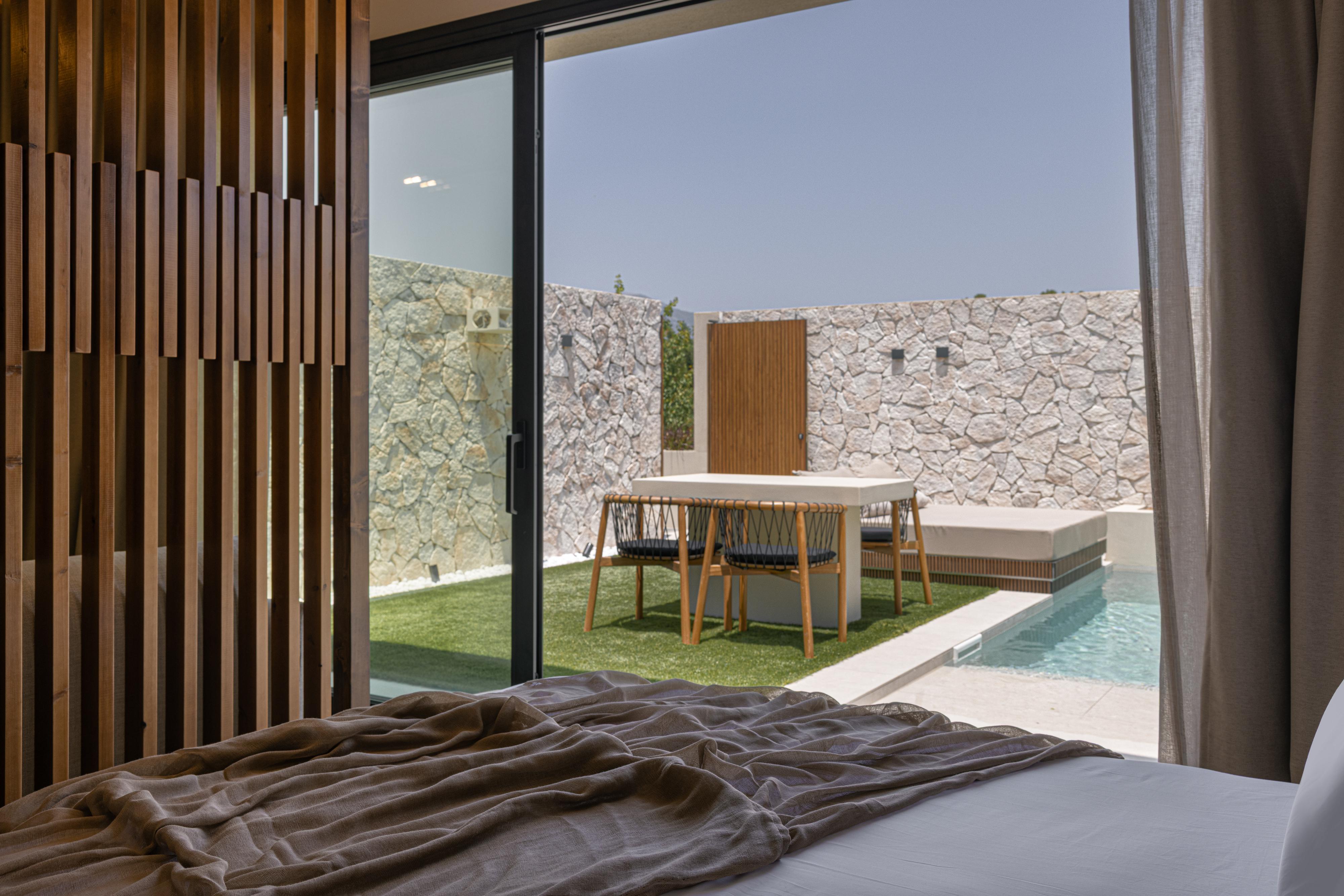 PATHOS Private Villas