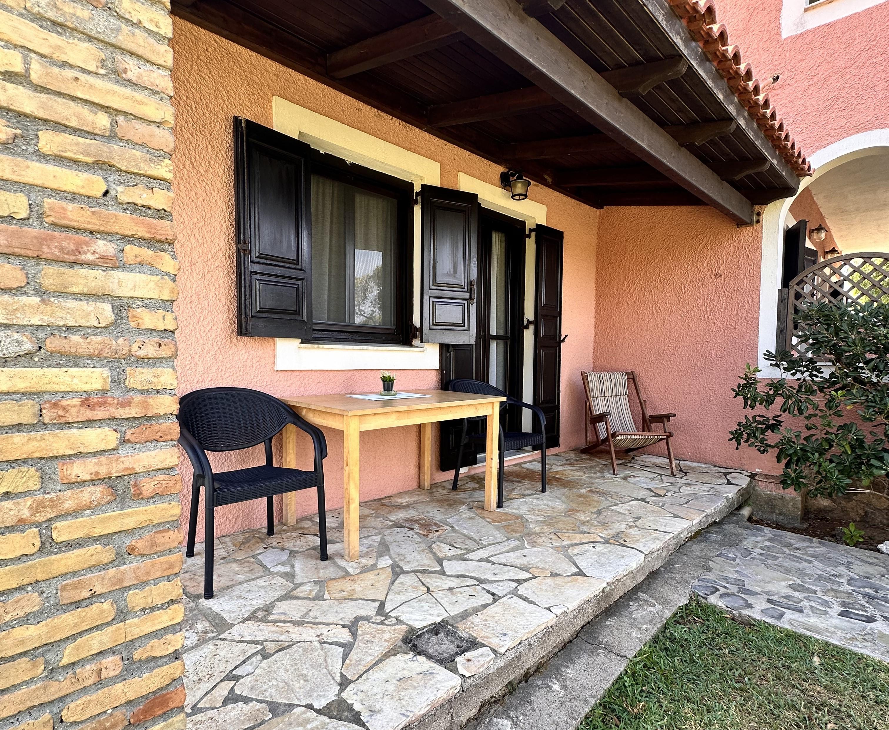 Genari beach apartments