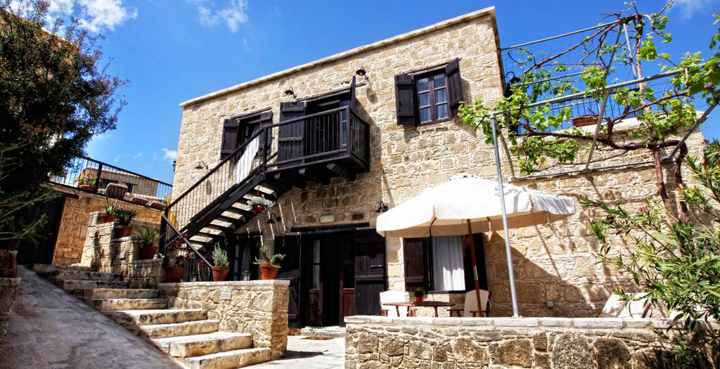 Leonidas Village Houses