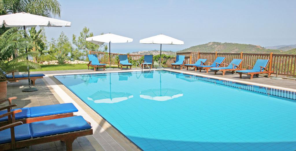 Paradisos Hills Hotel