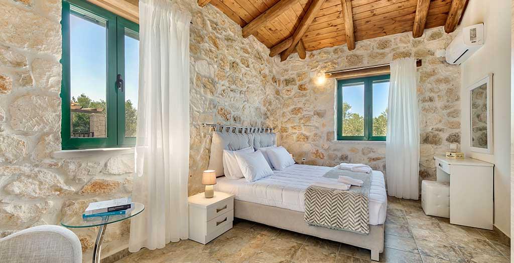 Chrisapella Country Houses