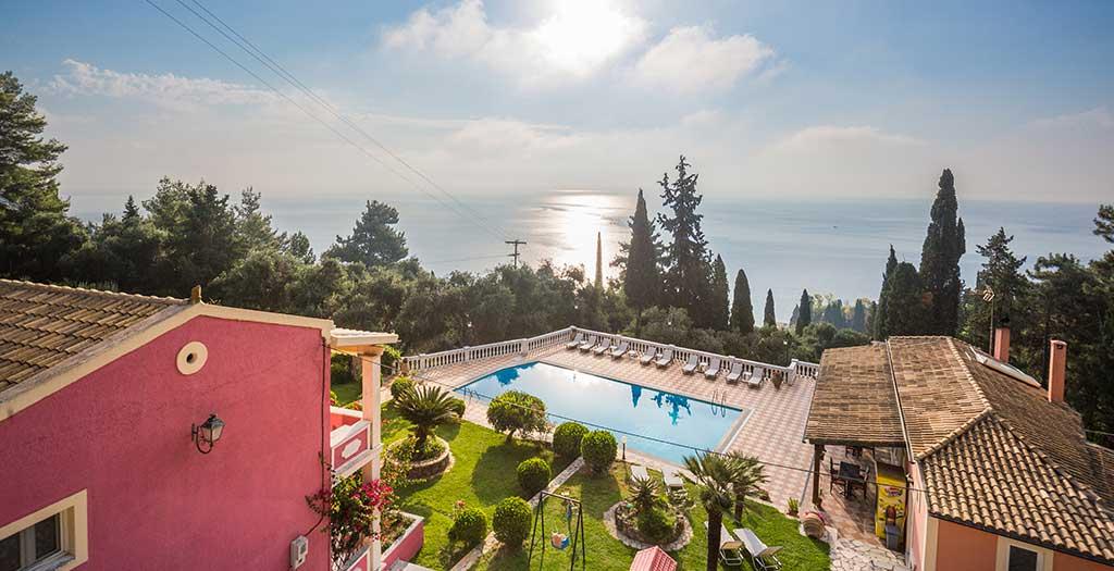 Niki Sunrise Apartments