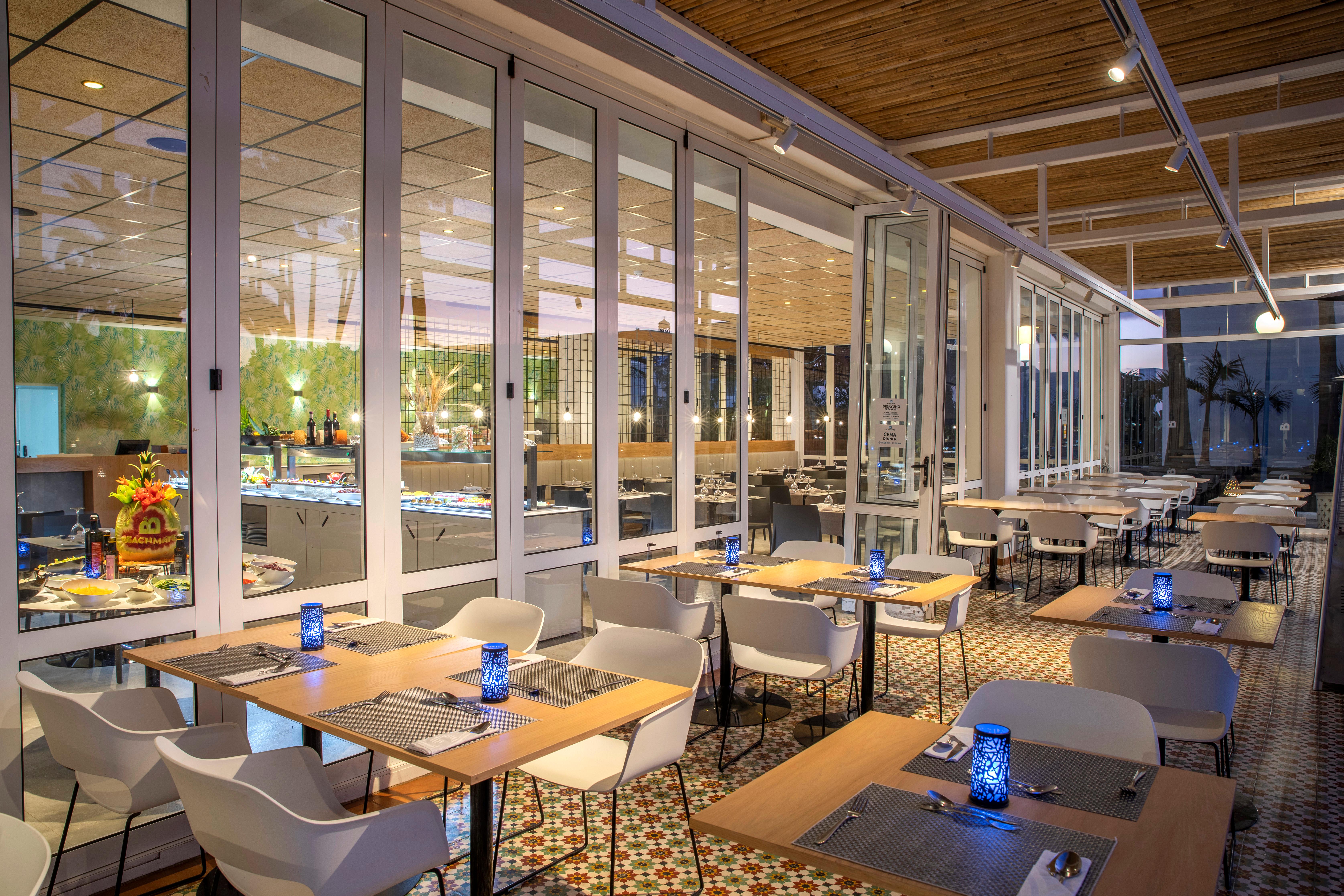 Hotel Oasis Lanz Beach Mate