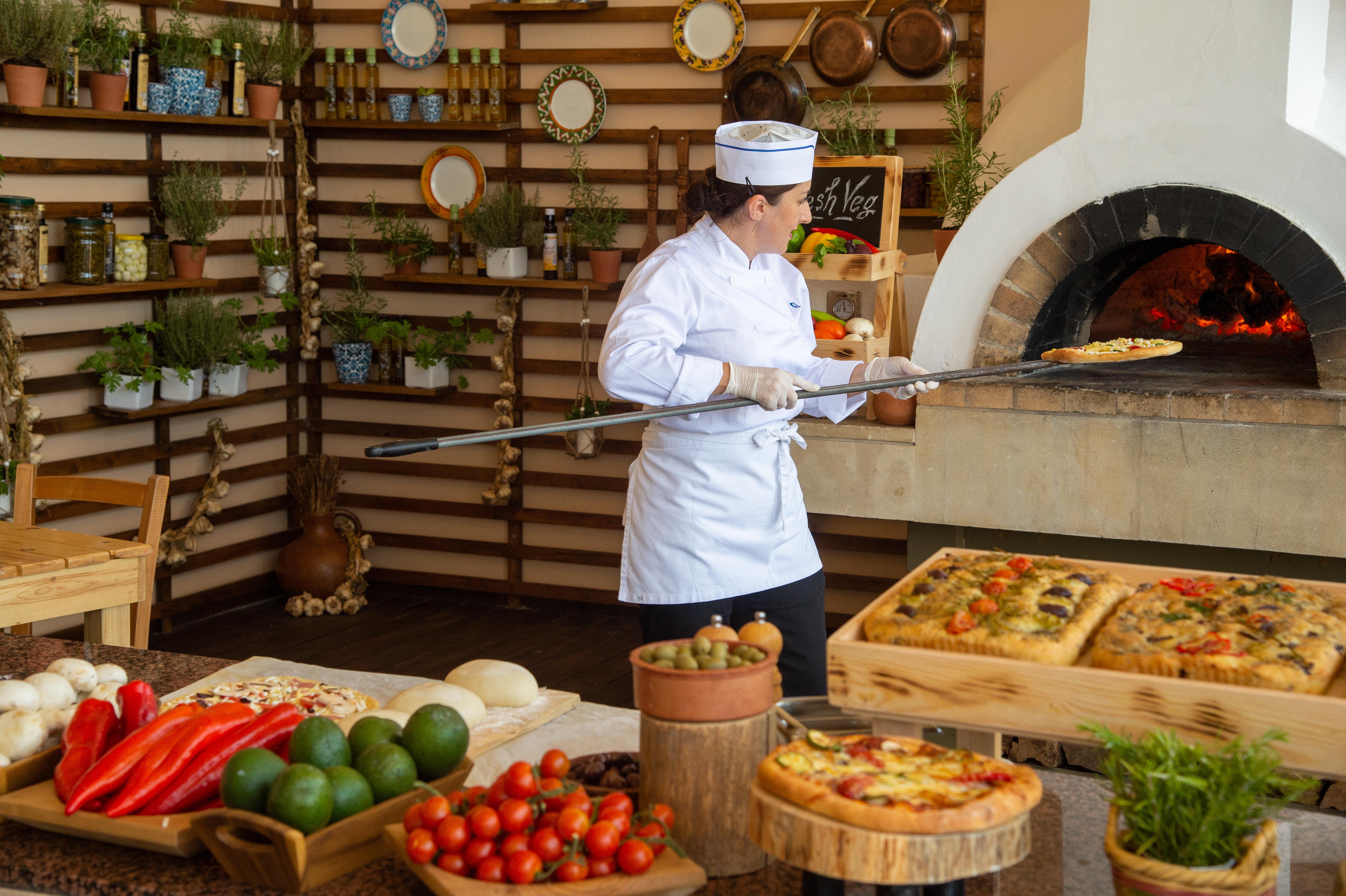 Hotel Constantinou Bros Athena Beach