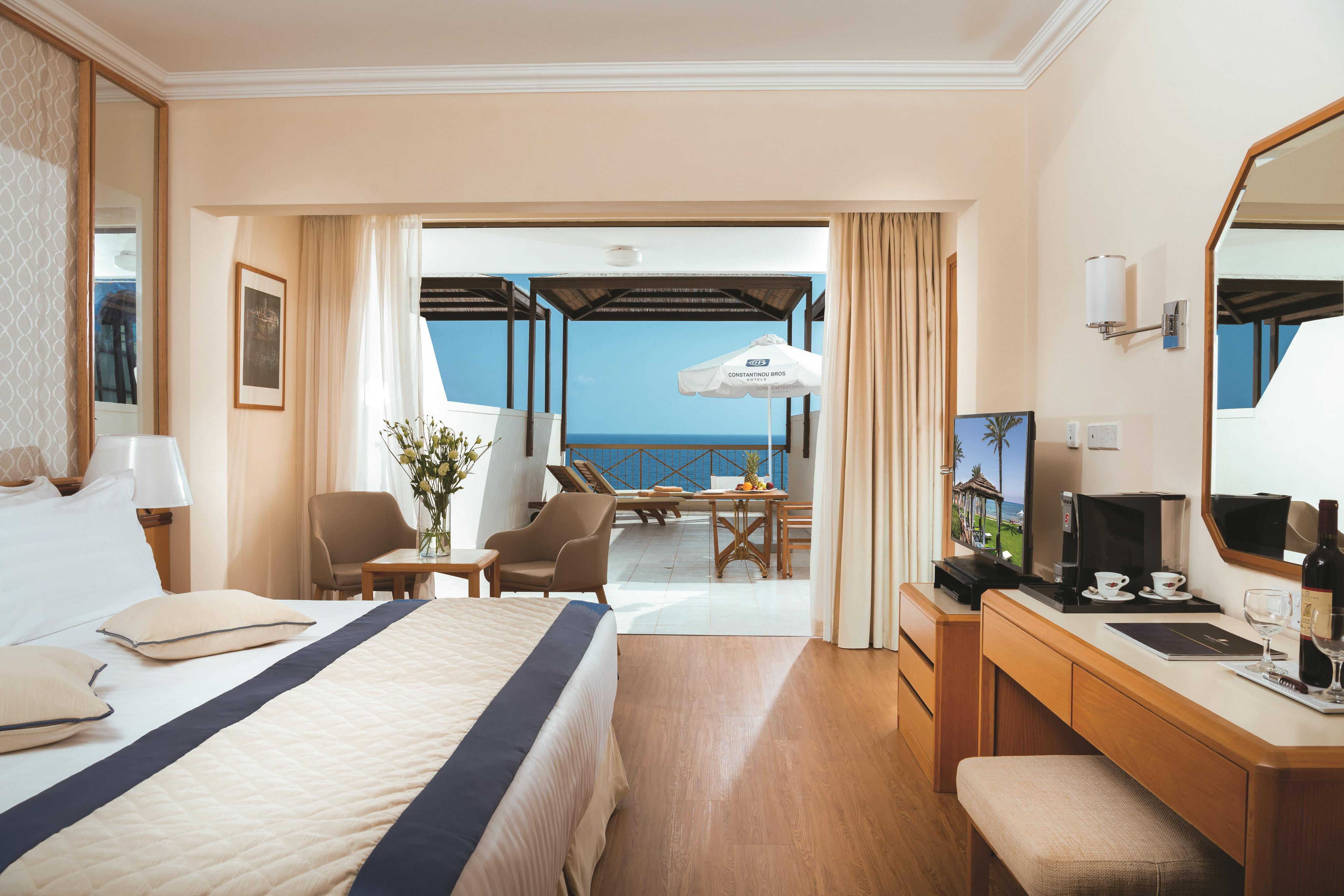 Hotel Constantinou Bros Athena Beach