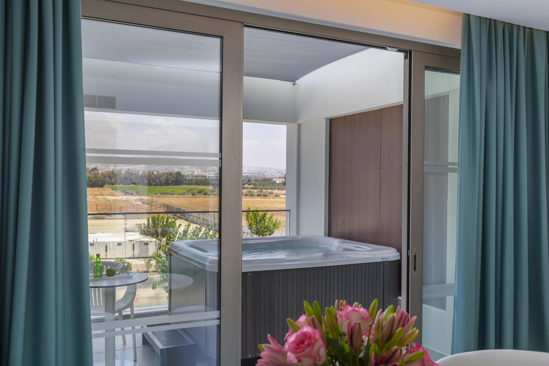 The IVI Mare - adults only