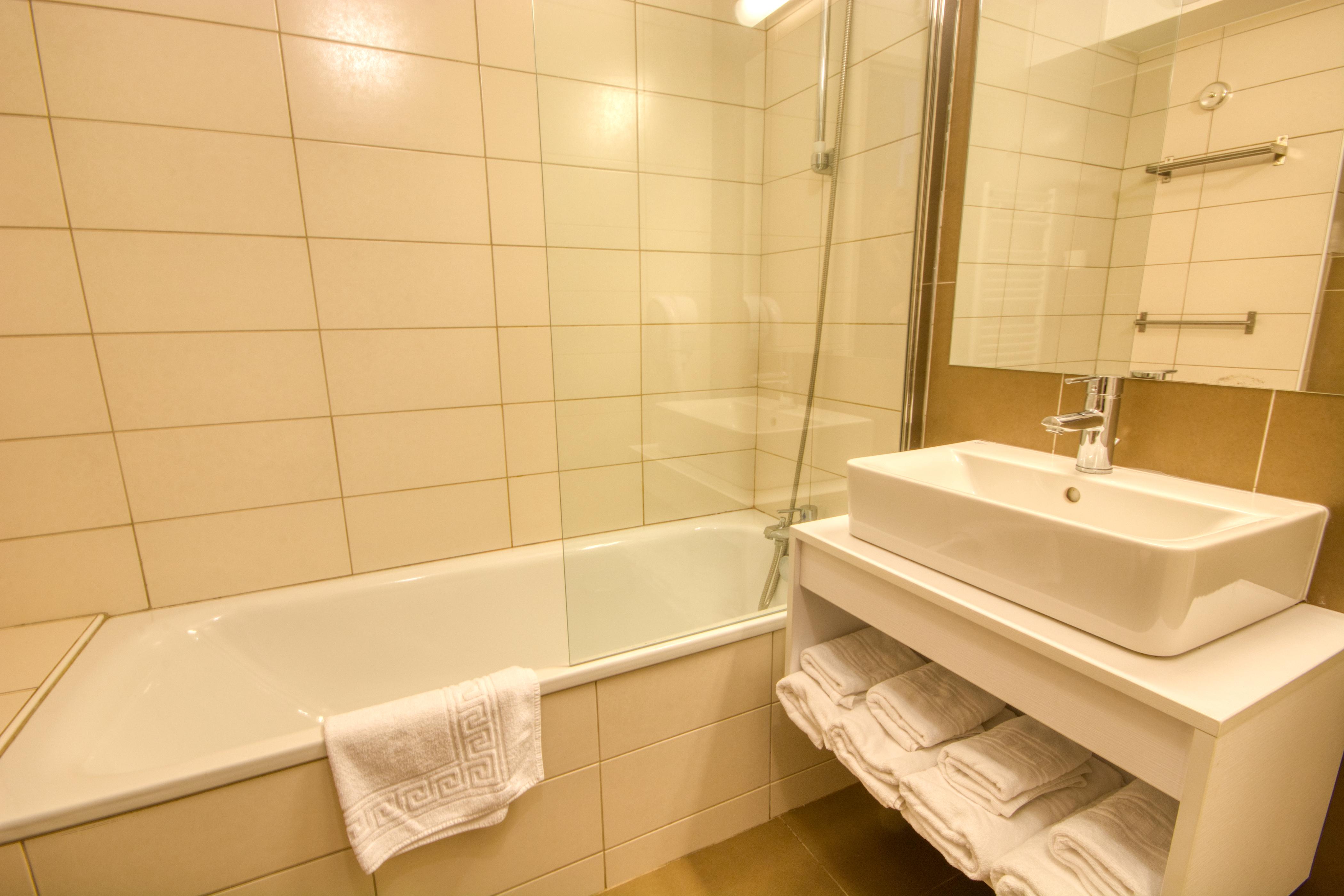 SOWELL RESIDENCES New Chastillon