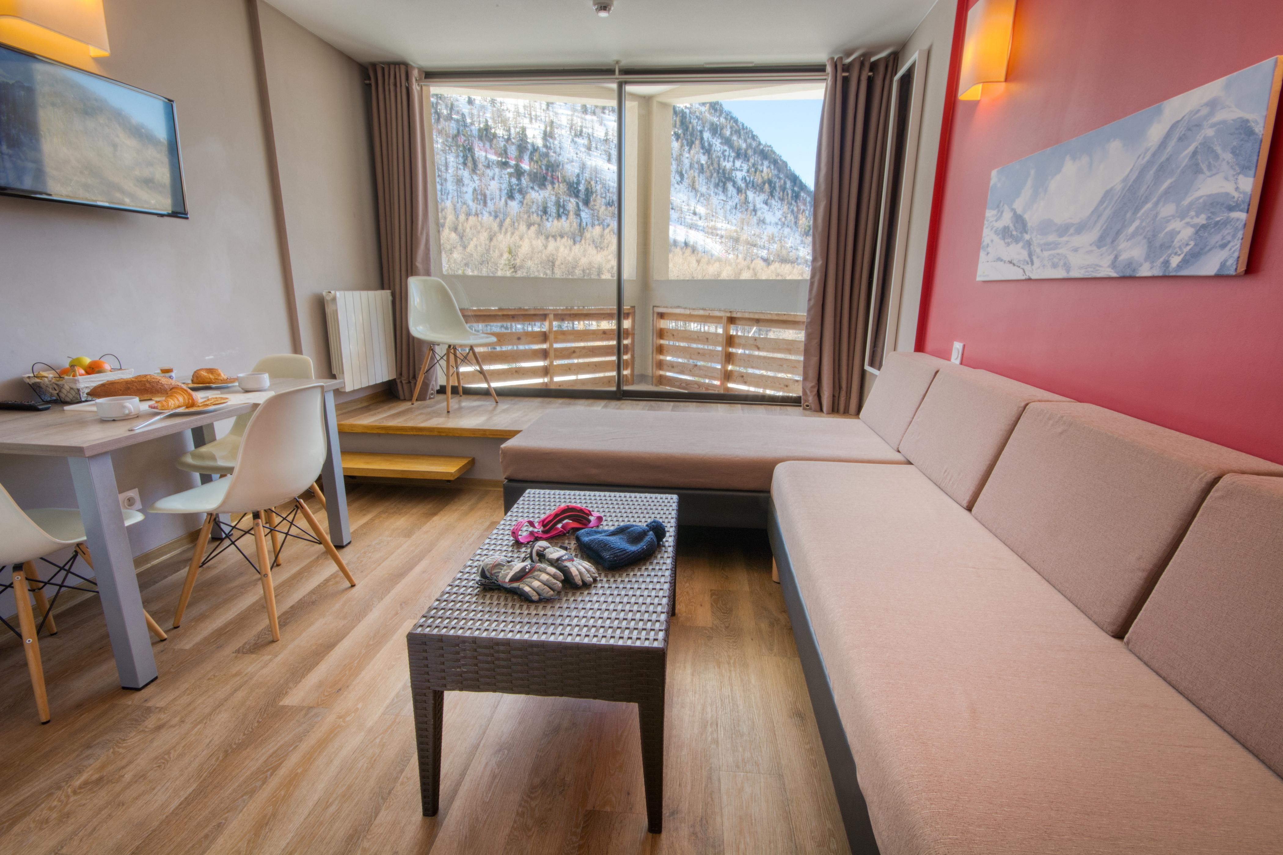 SOWELL RESIDENCES New Chastillon