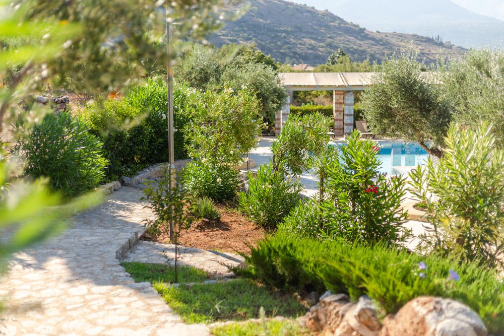 Villas Maniatiko Village