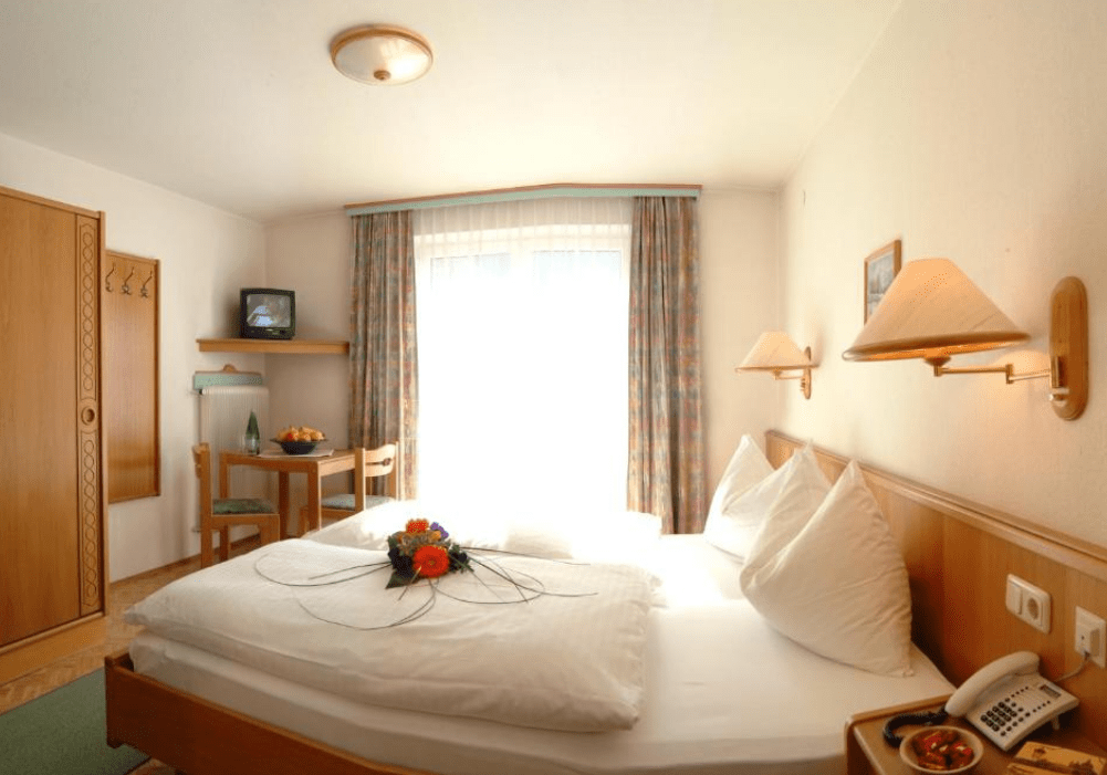 Landhotel Steindlwirt - logies/ontbijt