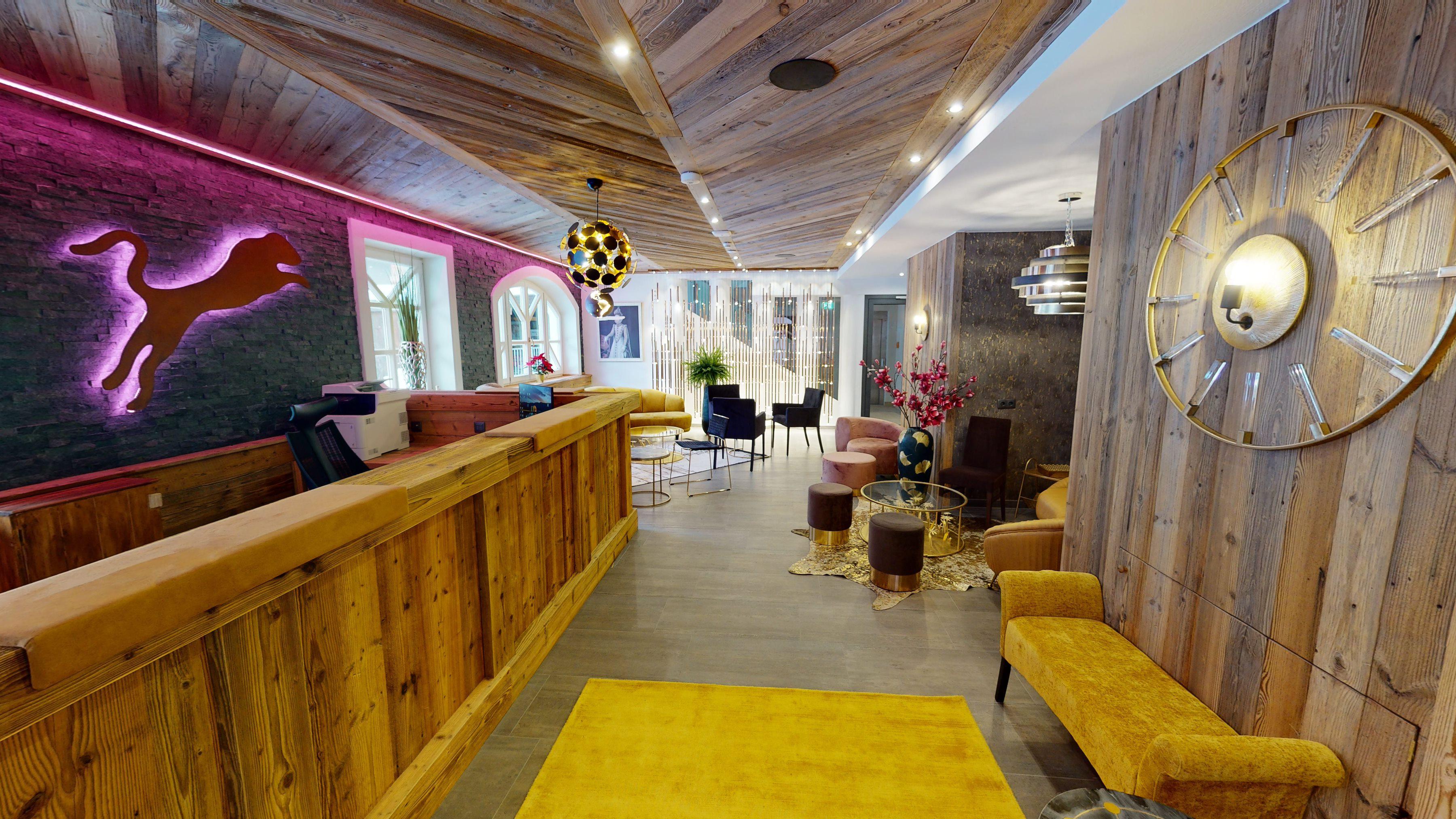 Hotel Panther 'A - Extra ingekocht