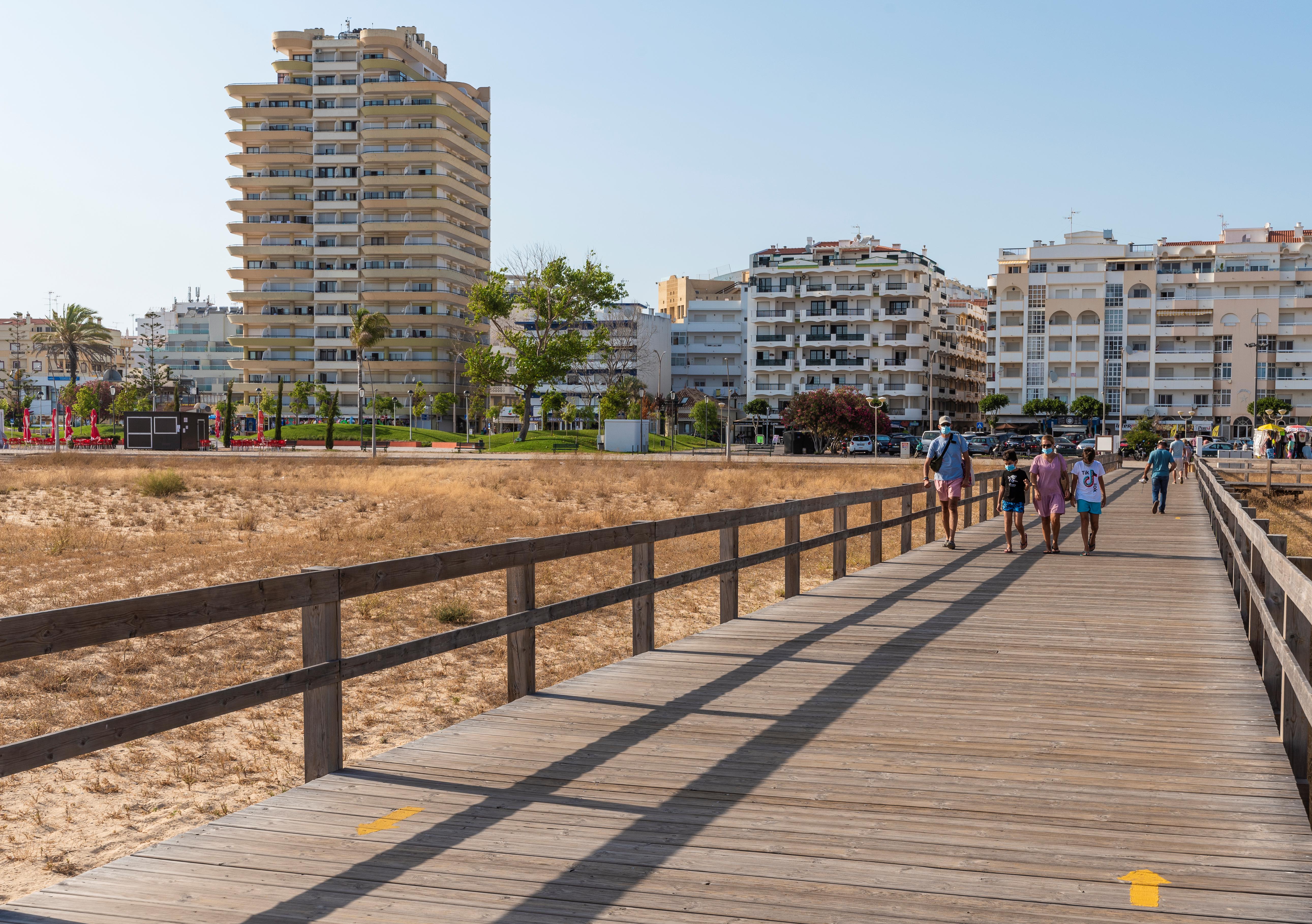 Baia Beach Hotel - winterzon