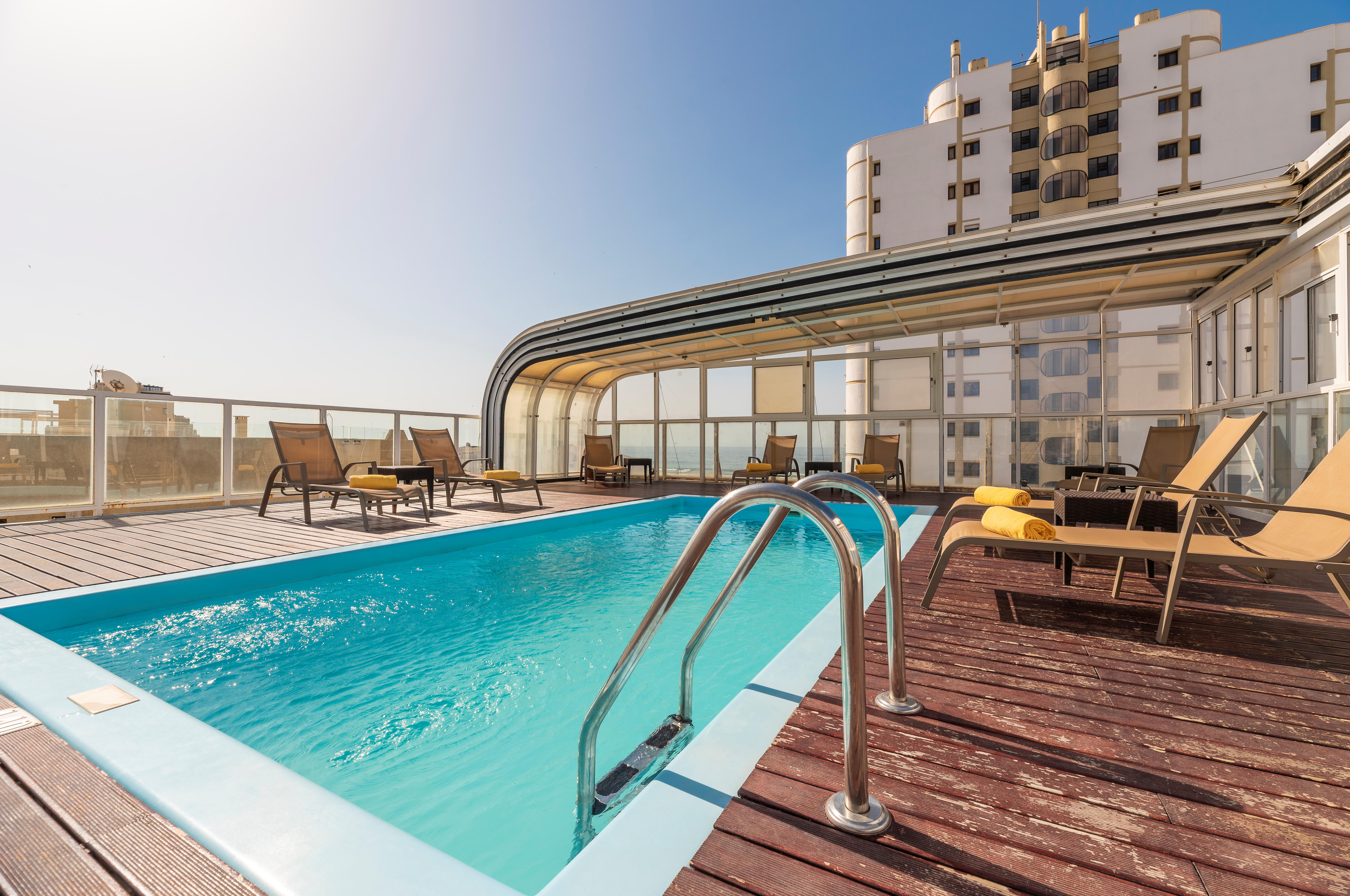 Baia Beach Hotel - winterzon