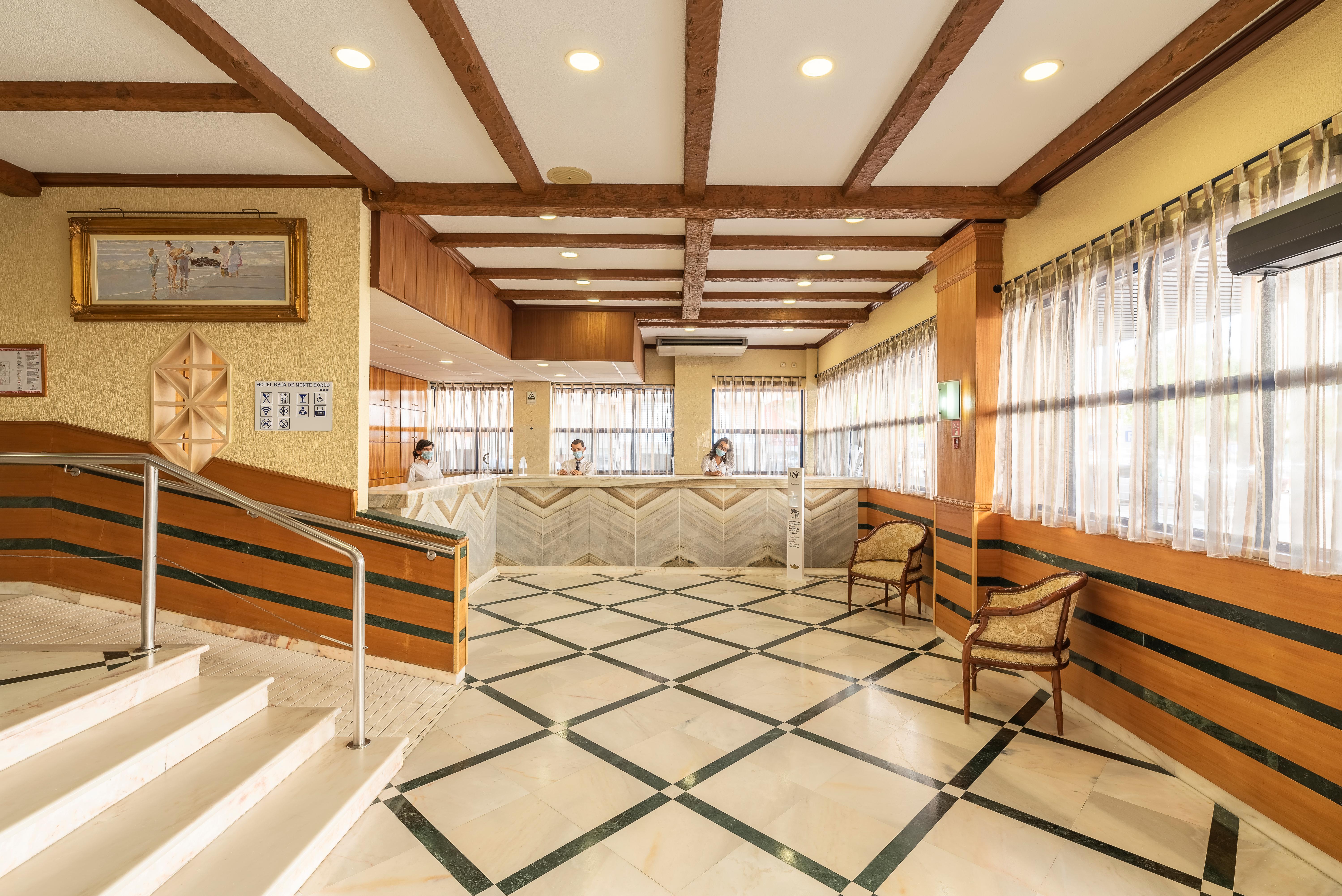 Baia Beach Hotel - winterzon