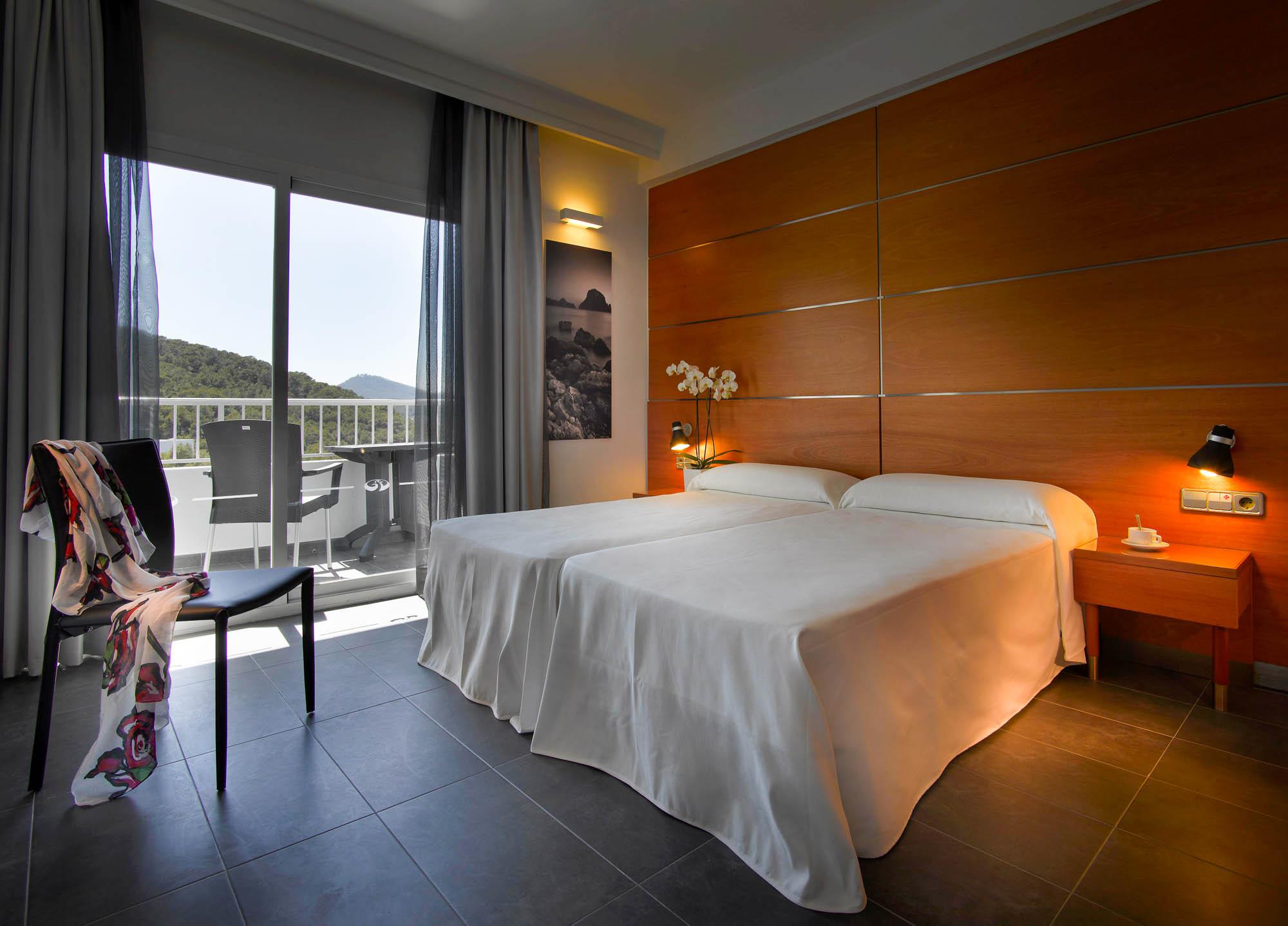 Palladium Hotel Cala Llonga - adults only