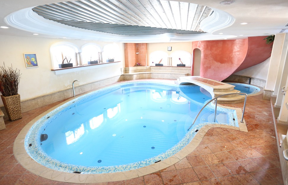 The Alpine Palace New Balance Luxus Resort