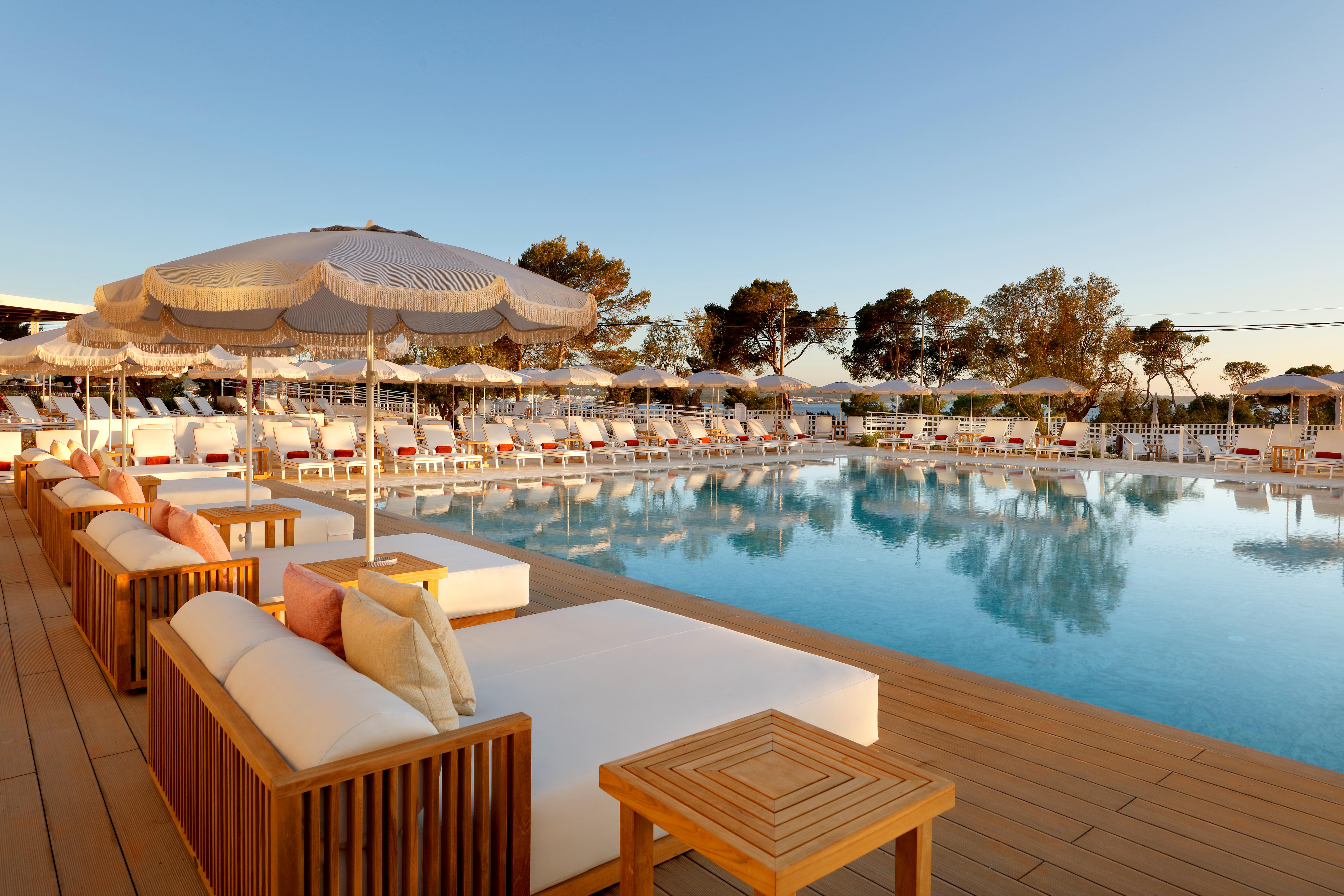 TRS Ibiza Hotel & The Signature Level - adults only
