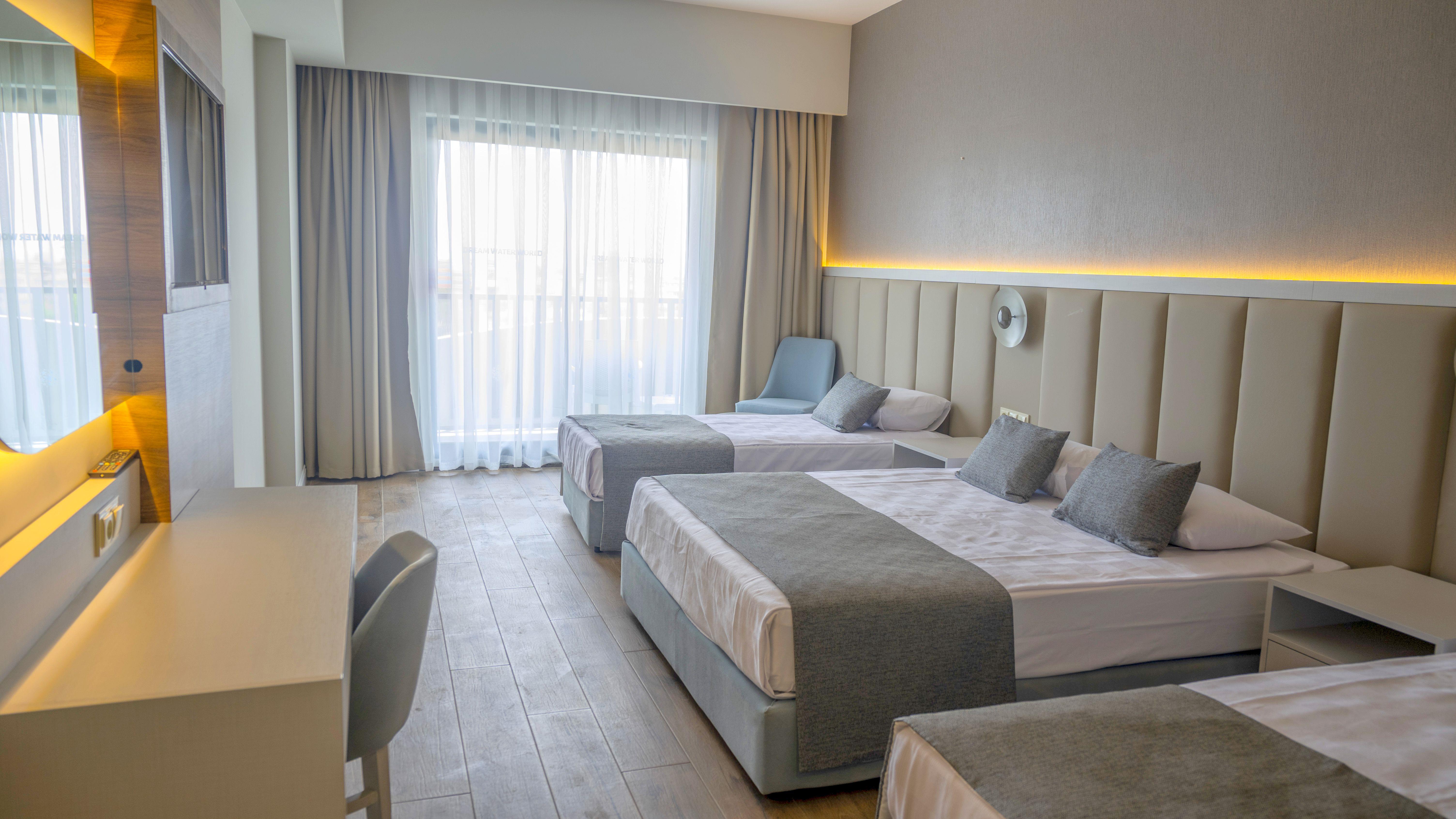 Hotel Dream Water World