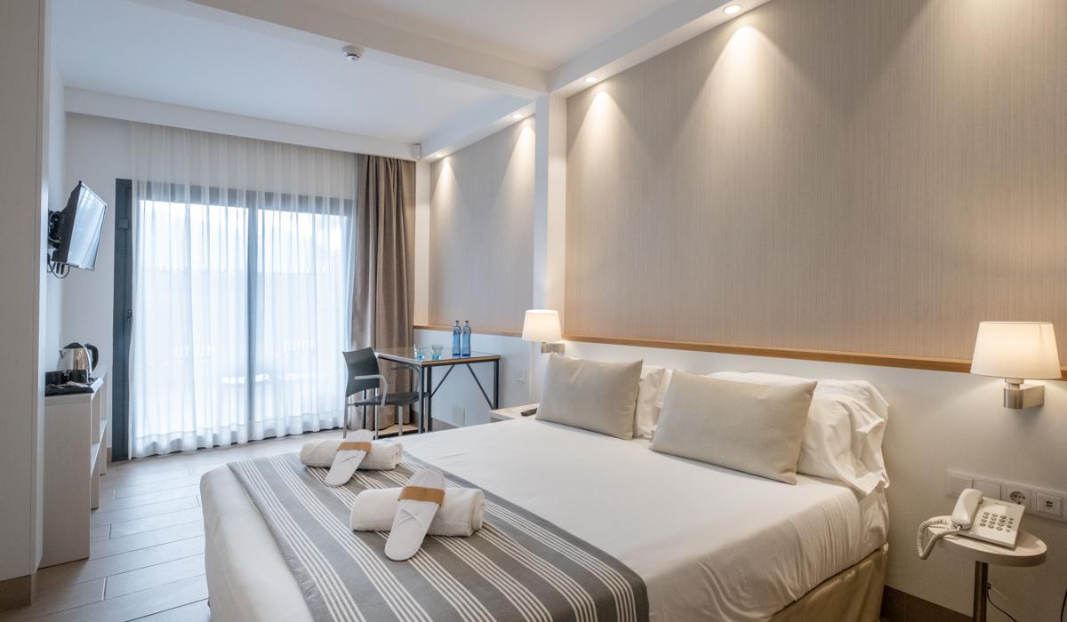 Rosamar Es Blau - adults only