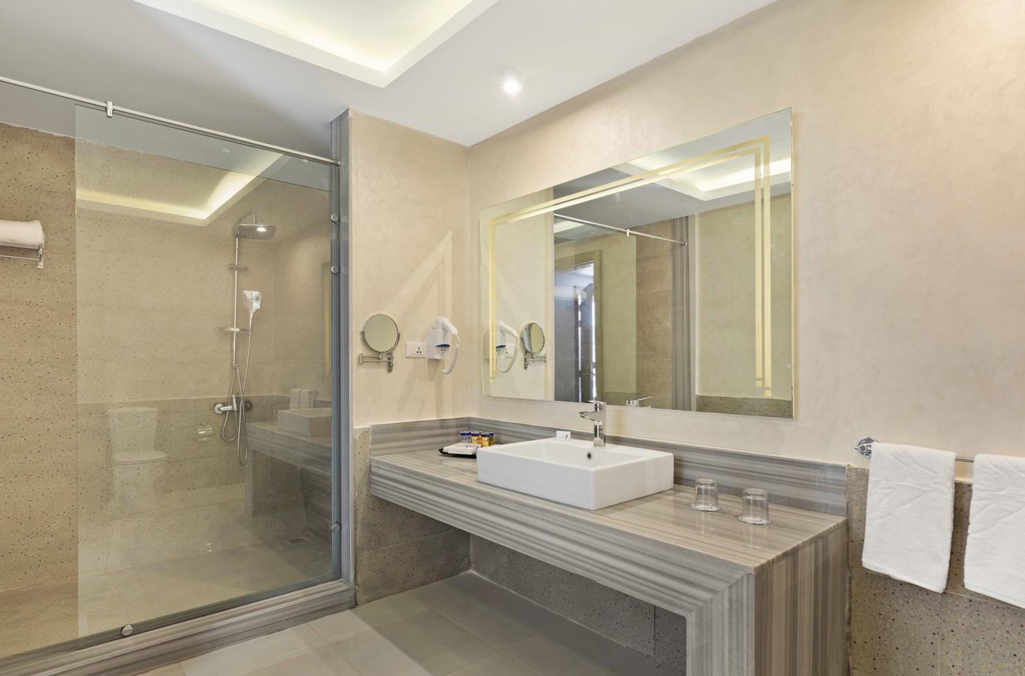 Pickalbatros Jungle Aqua Park by Neverland