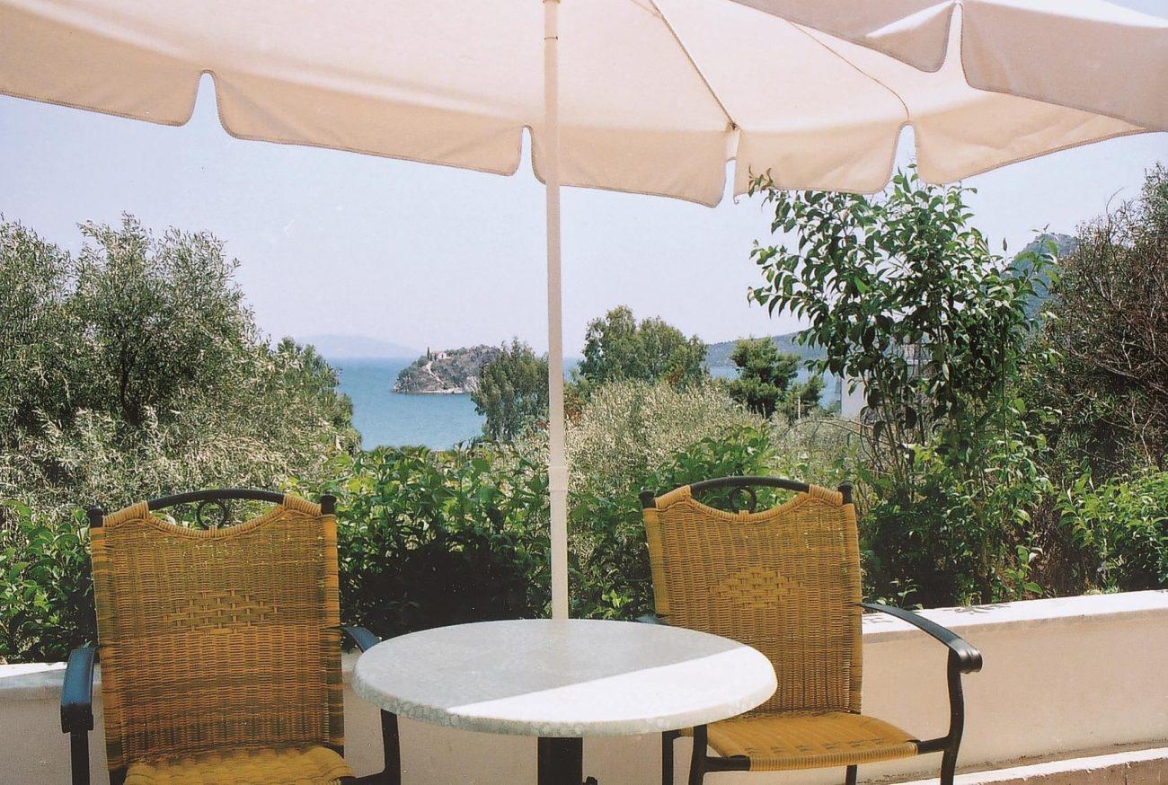 Alonia Studios & Maisonettes