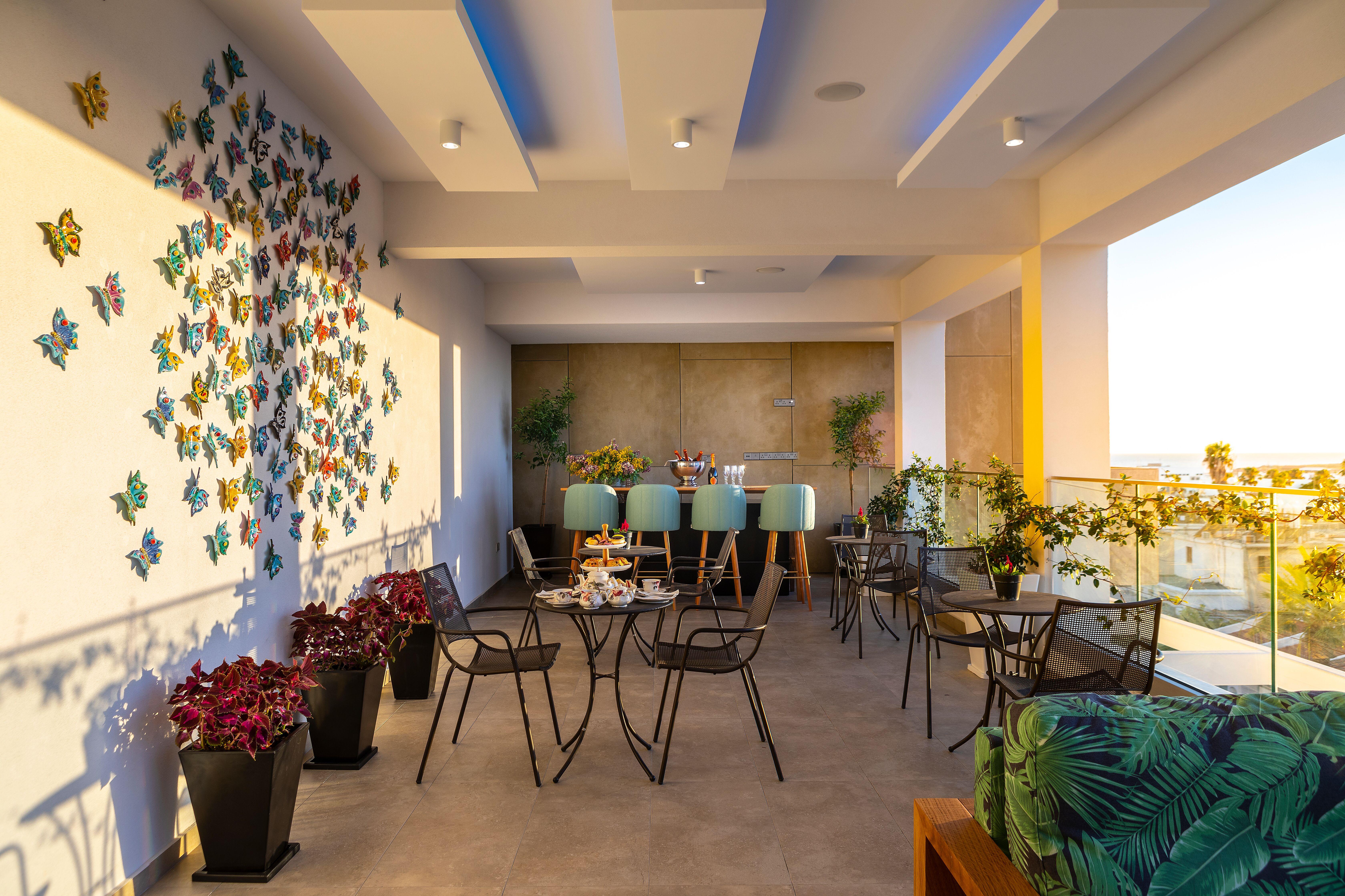 Anemi Hotel and Suites