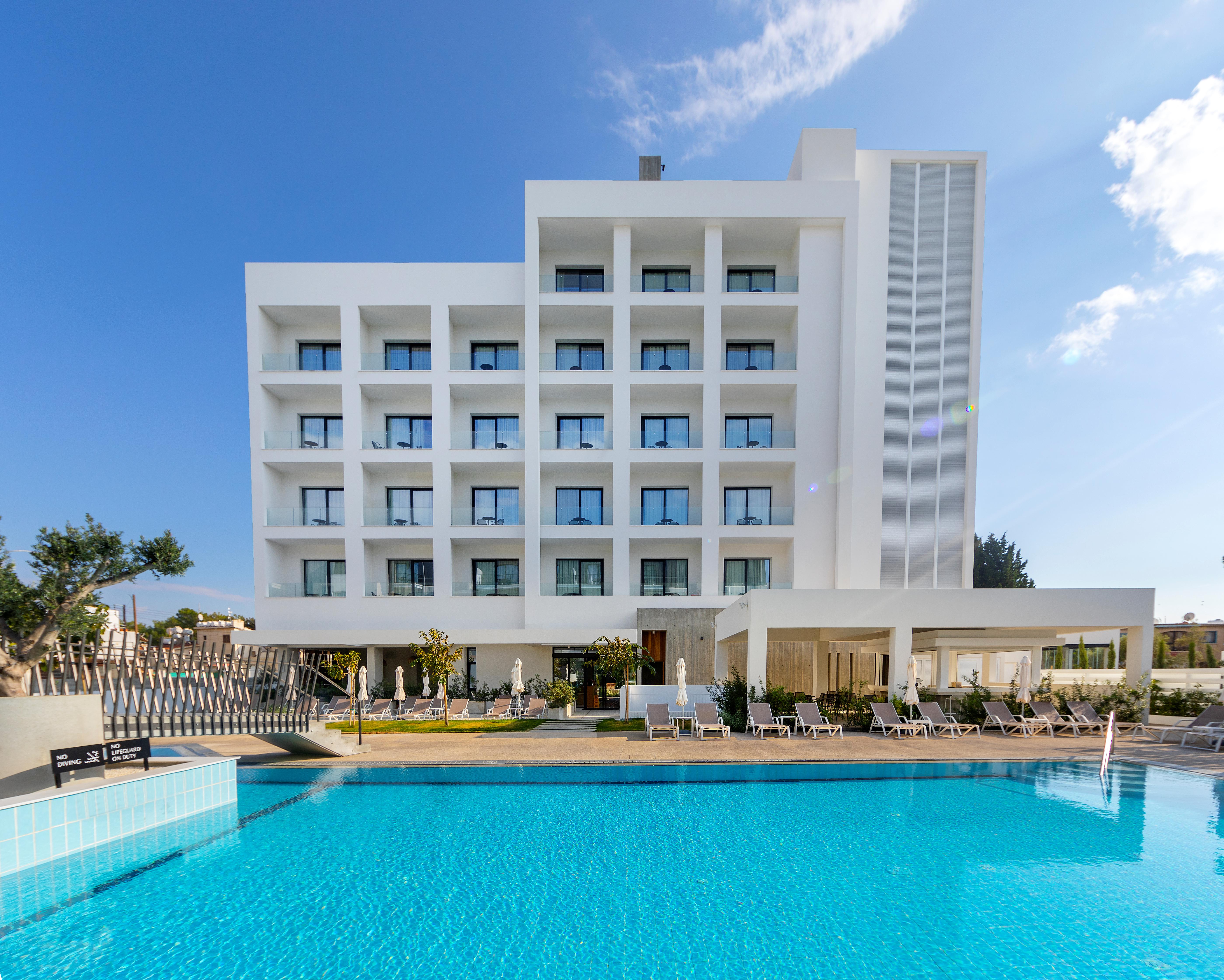 Anemi Hotel and Suites