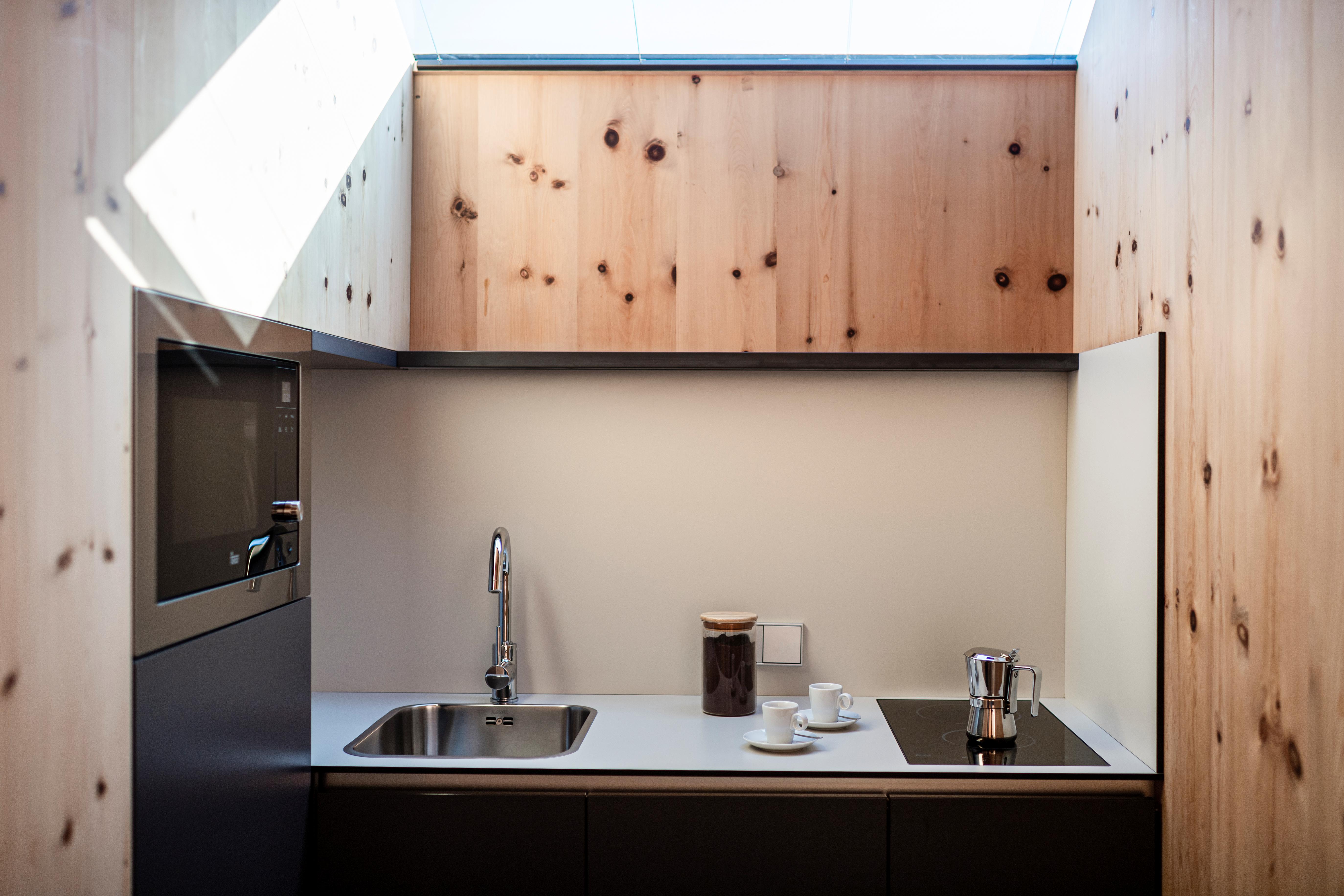 La Paula Apartments & Suites