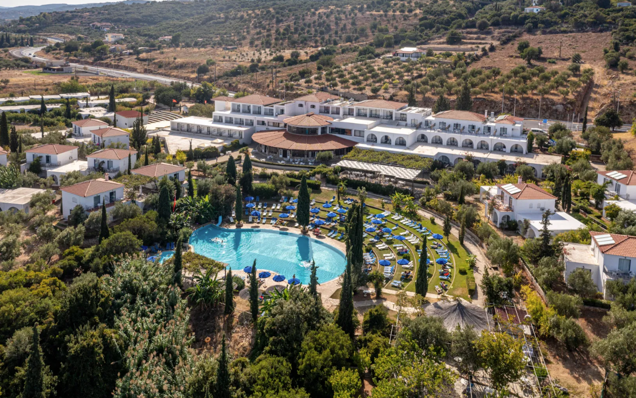 Hotel Sunrise Village