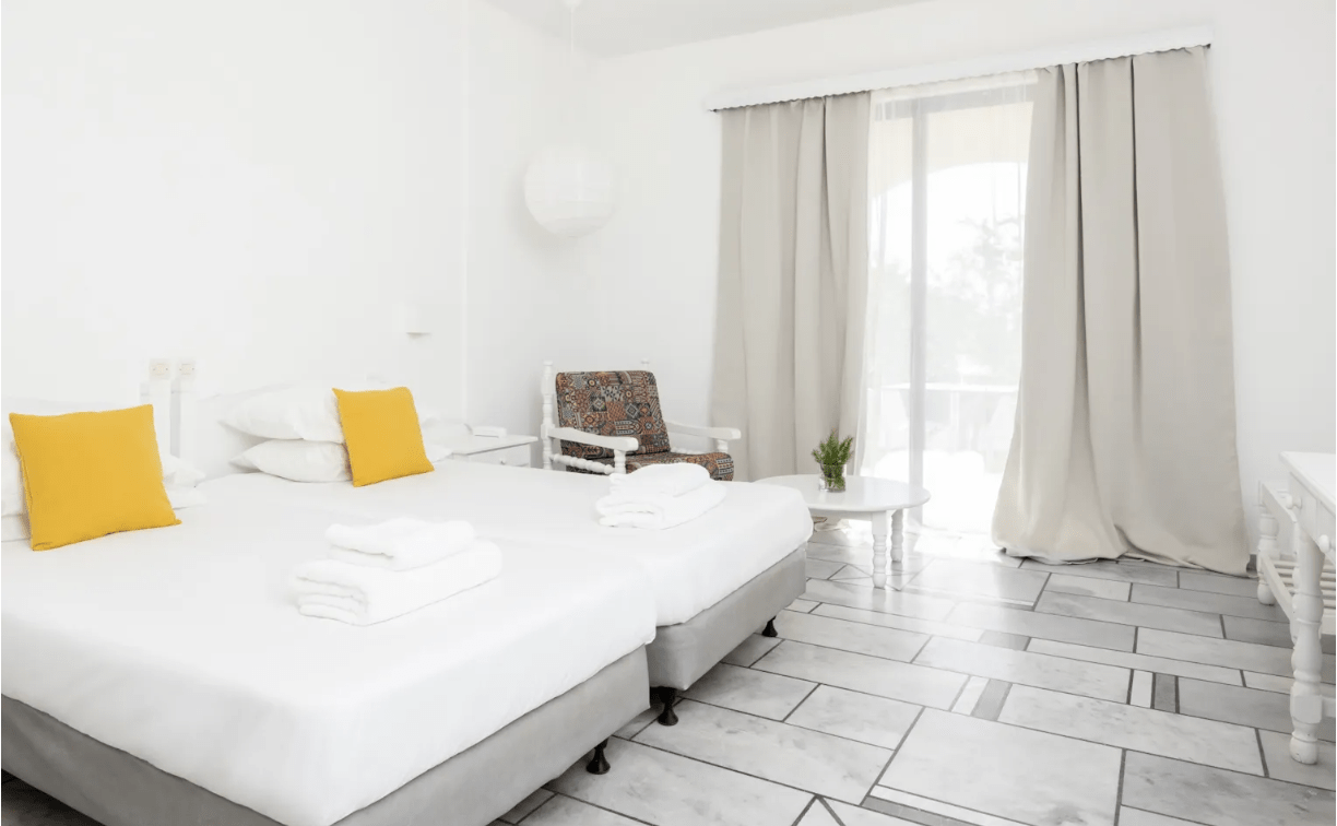 Hotel Sunrise Village