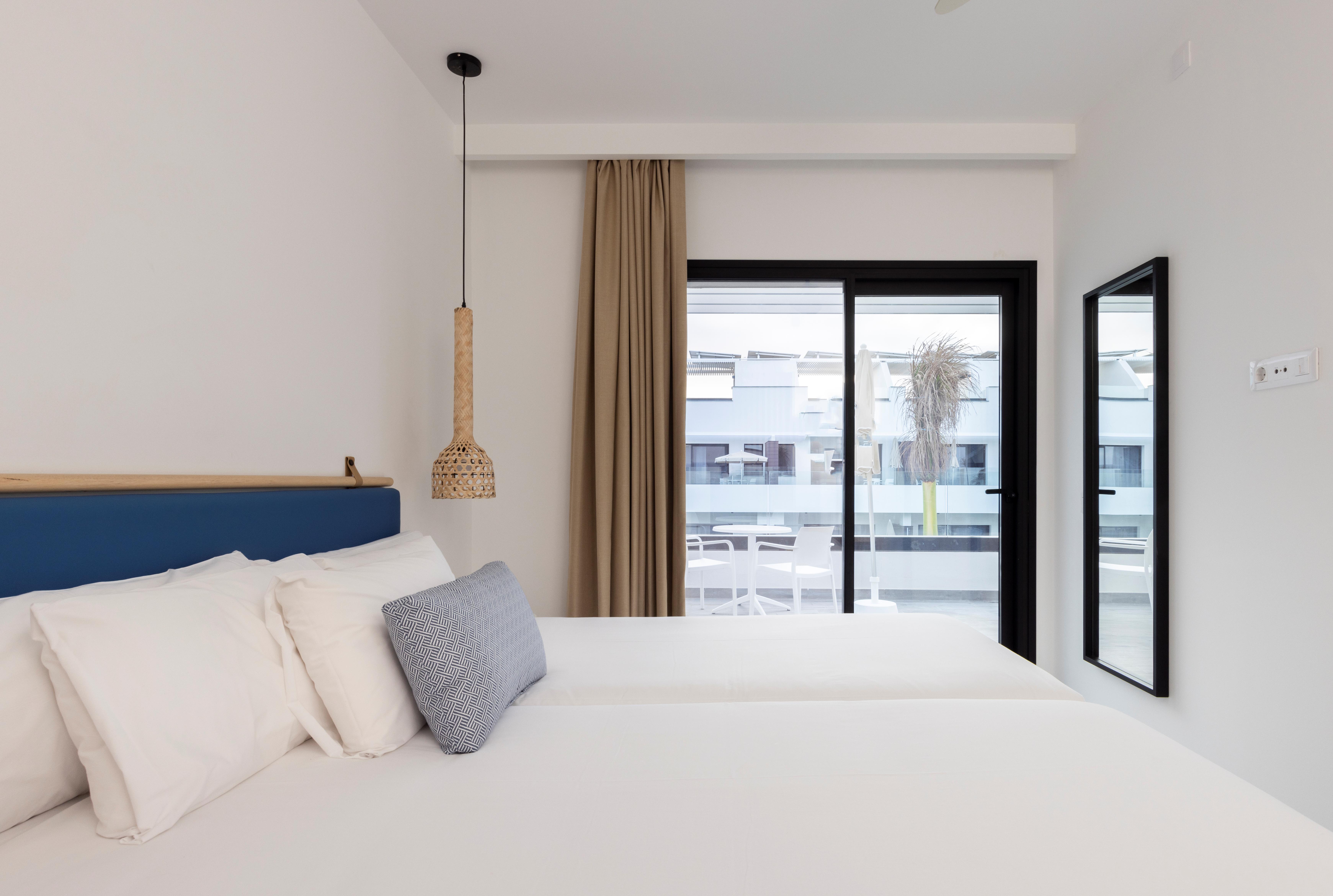 Esmeralda Cotillo Homes By LIVVO