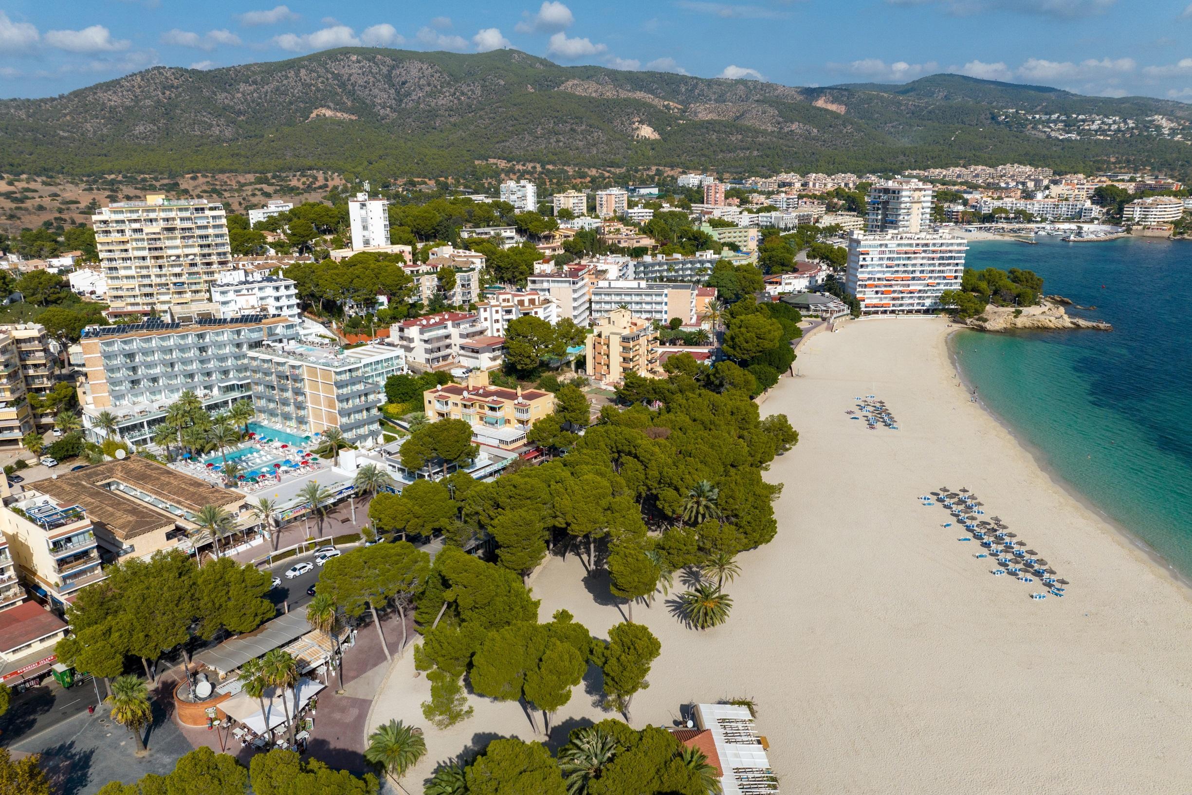 Reverence Mare Hotel