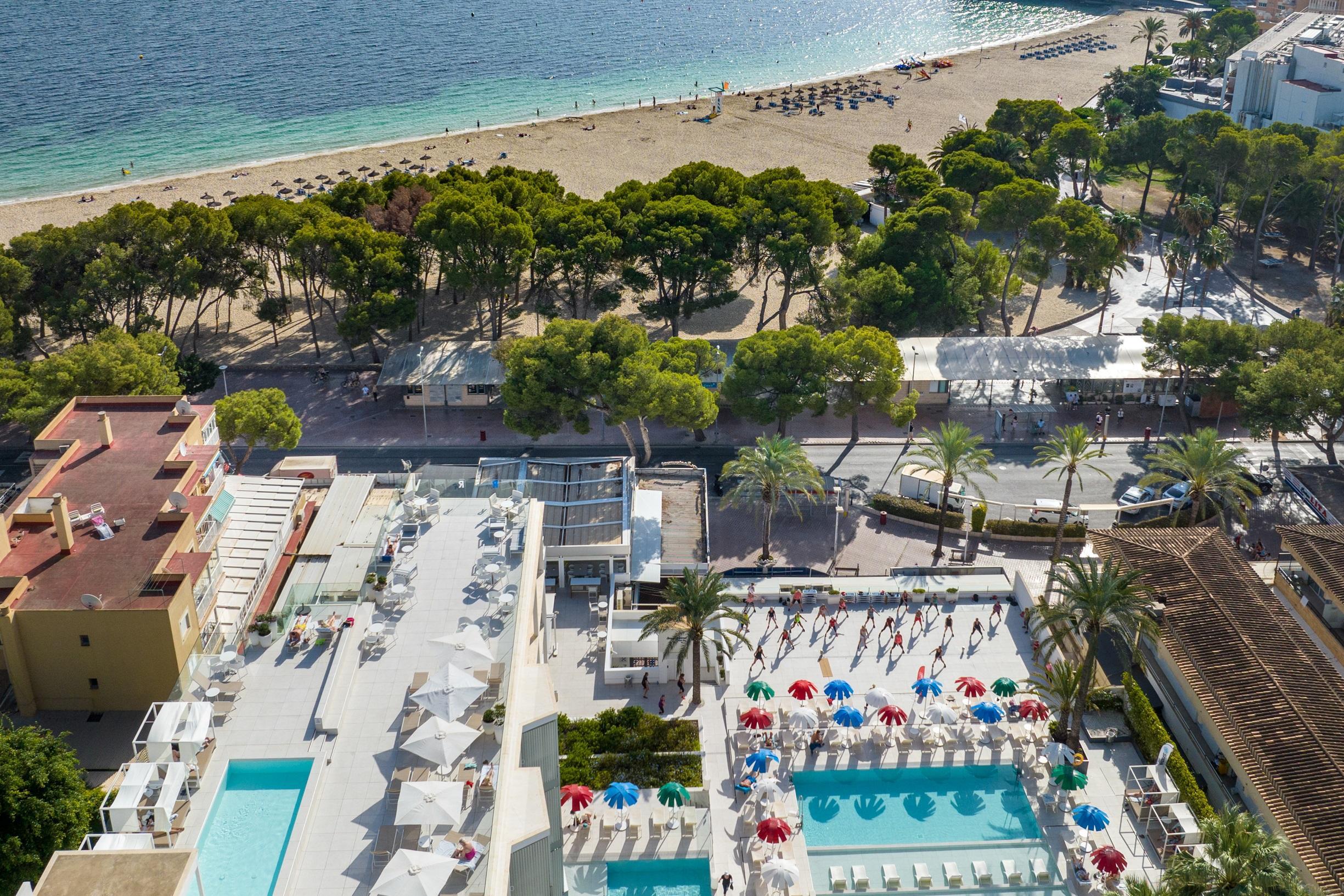 Reverence Mare Hotel