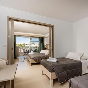 Caretta Beach Hotel & Waterpark Caretta Beach Hotel & Waterpark