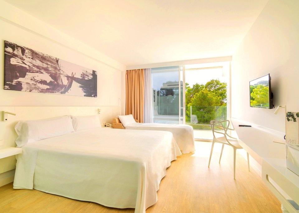 Hotel Els Pins Resort & Spa