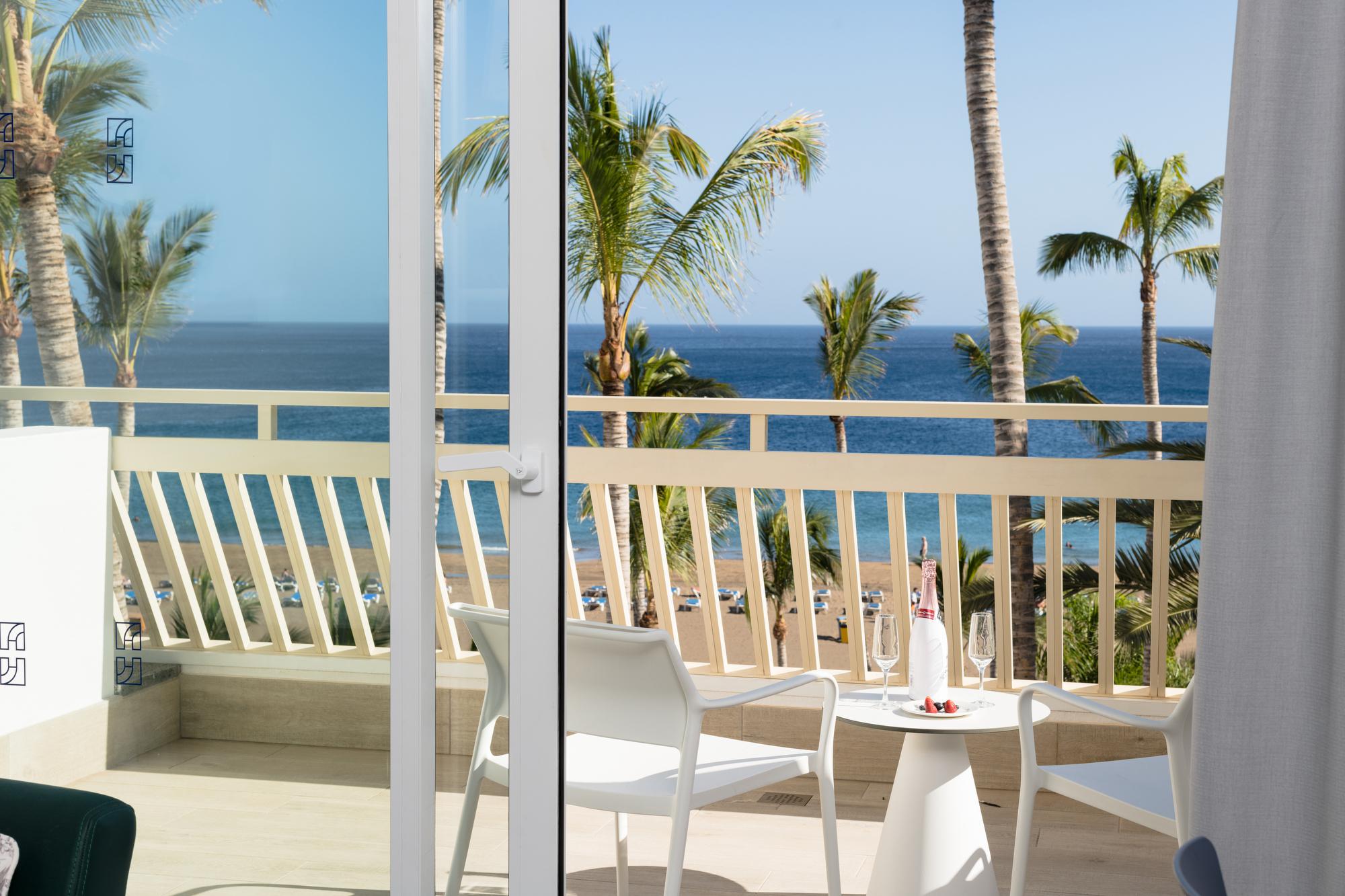 Plus Fariones Suite Hotel