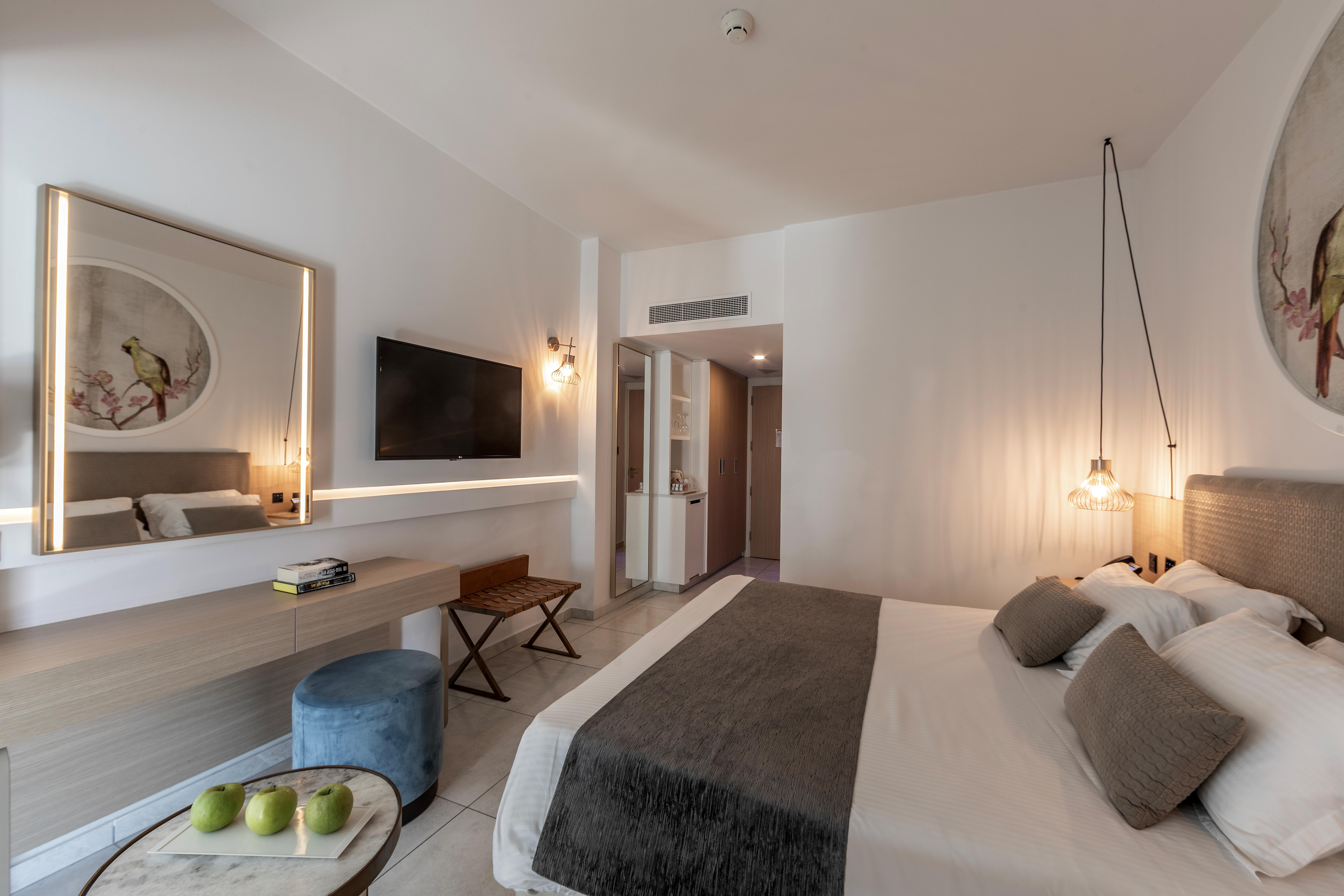 Hotel NissiBlu Beach Resort