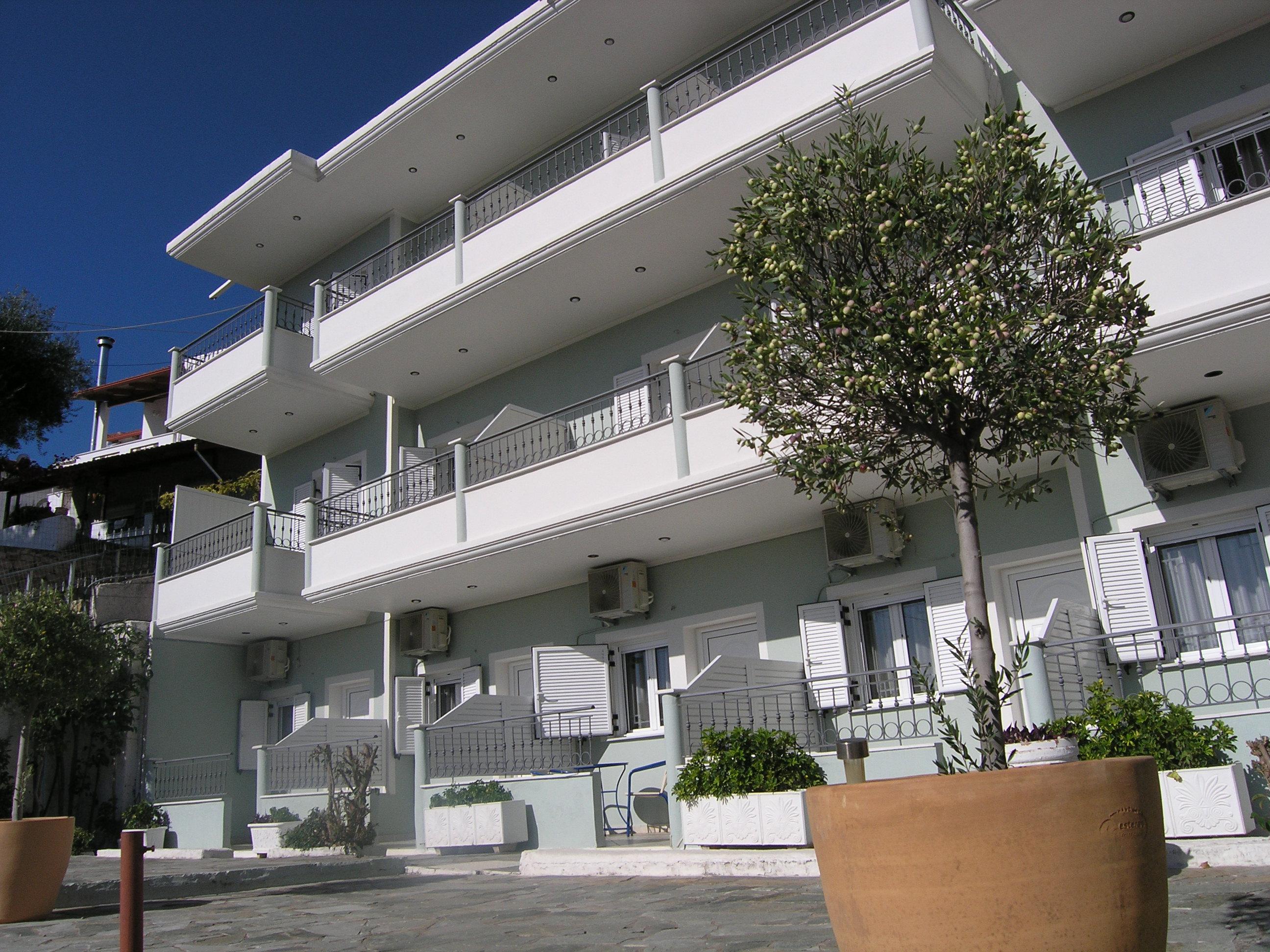 Studio's Alexis House