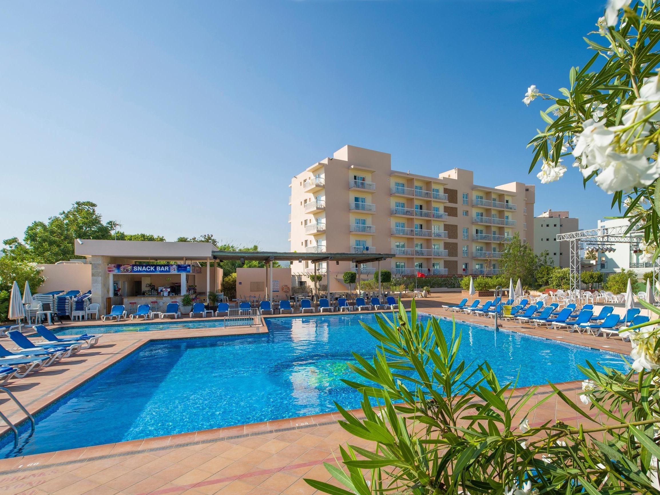 Invisa Hotel Es Pla - adults only