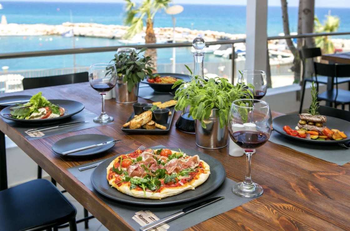 Hotel Golden Coast Beach