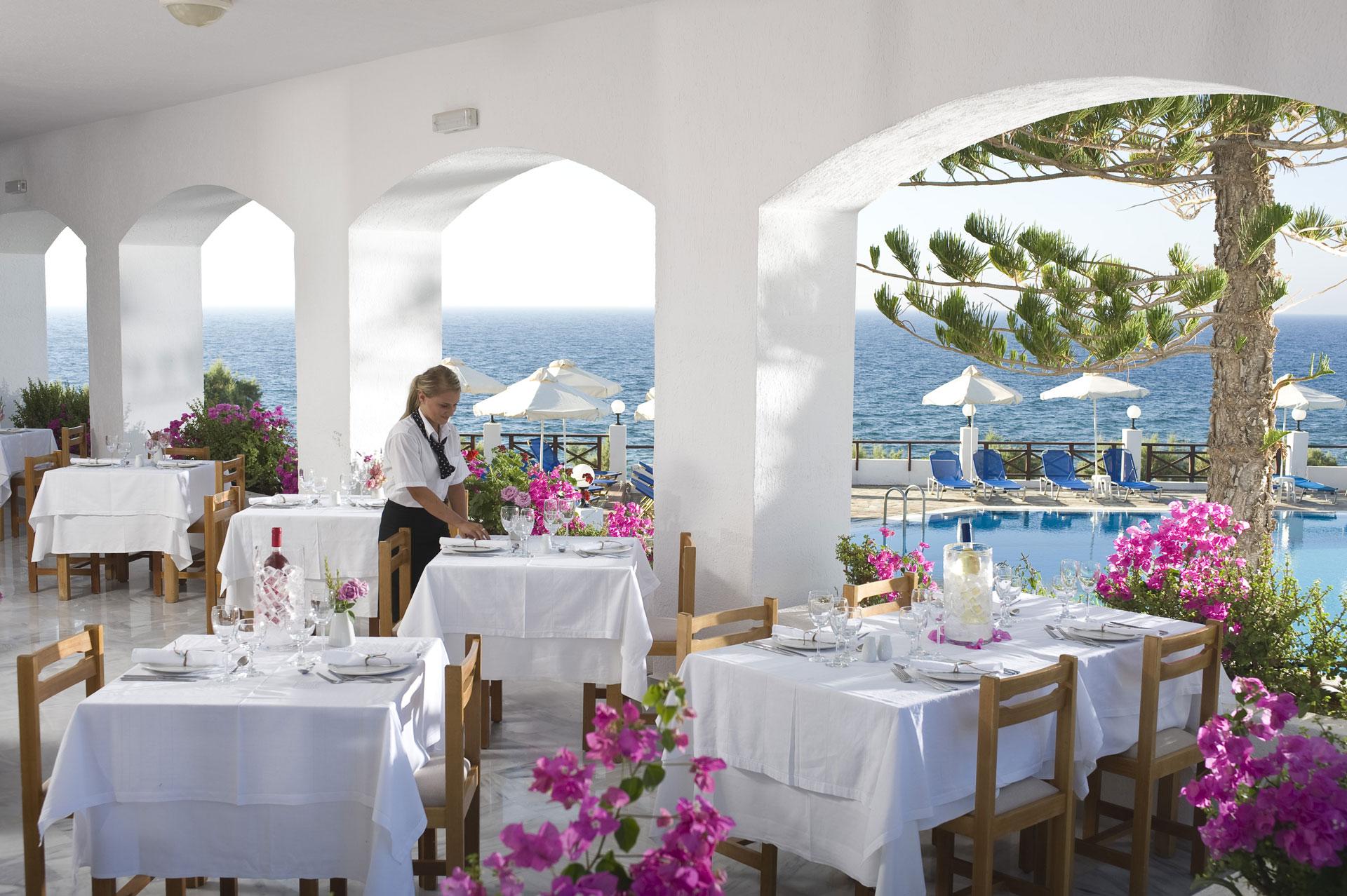 Hotel Maritimo Beach