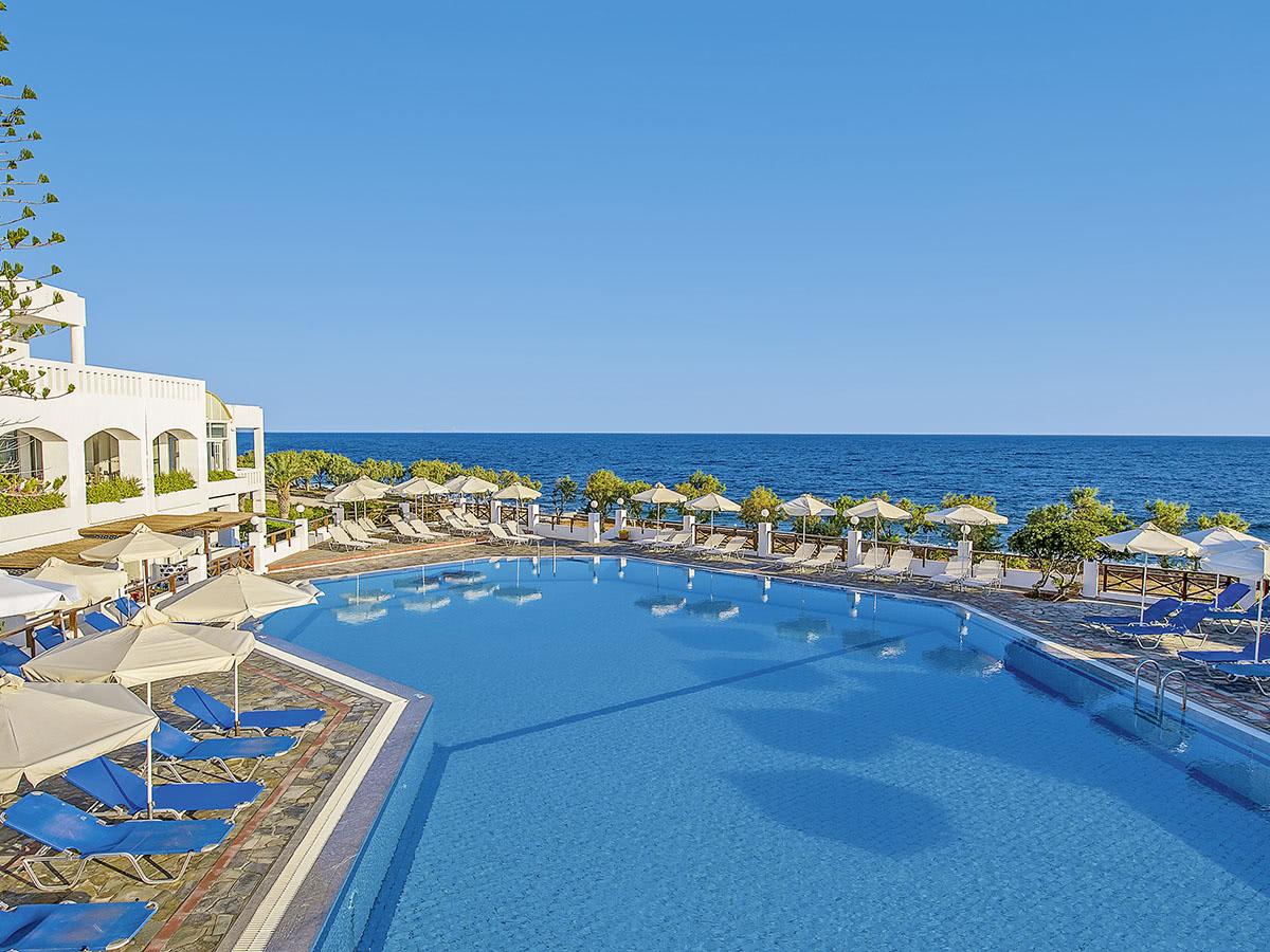 Hotel Maritimo Beach