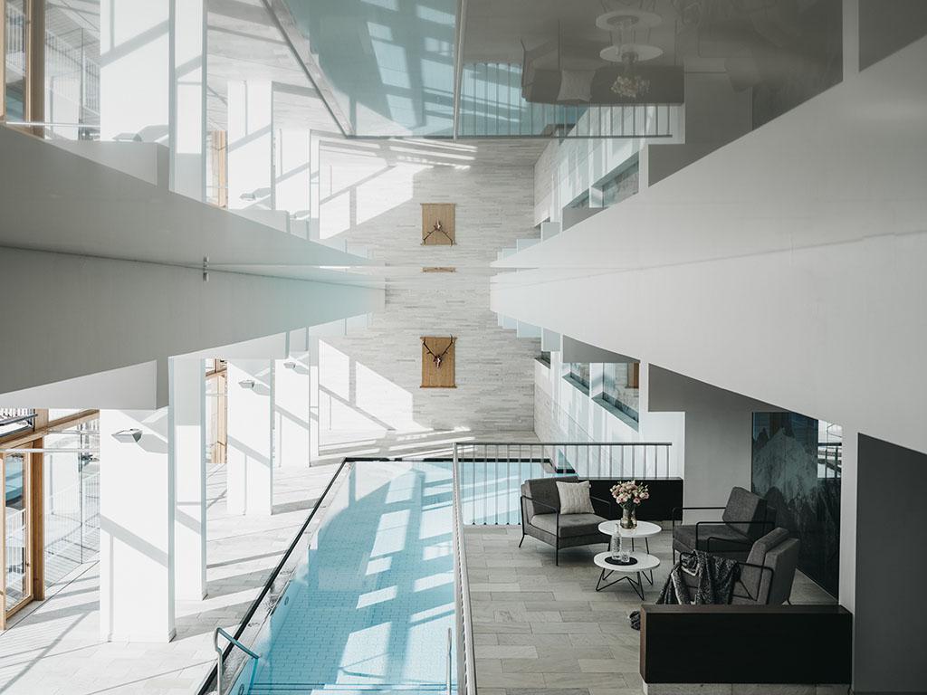 The Crystal VAYA Unique