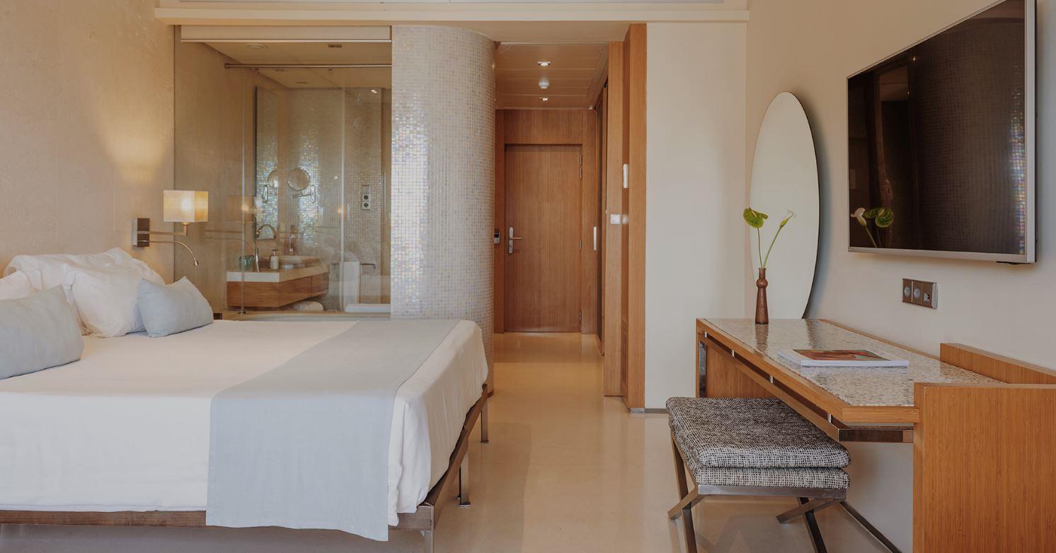 Aguas de Ibiza Grand Luxe Hotel