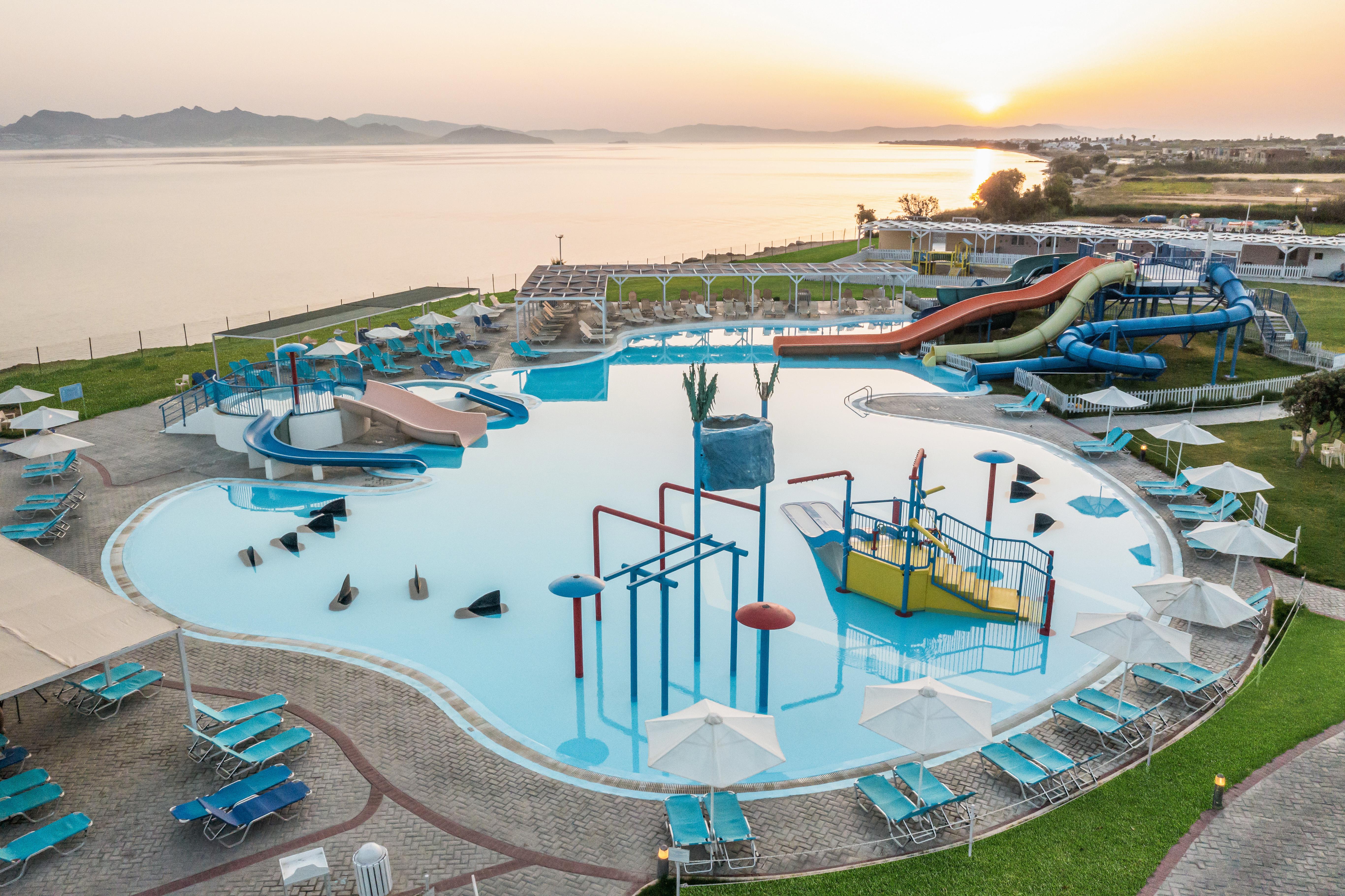 Hotel White Olive Marine Aquapark