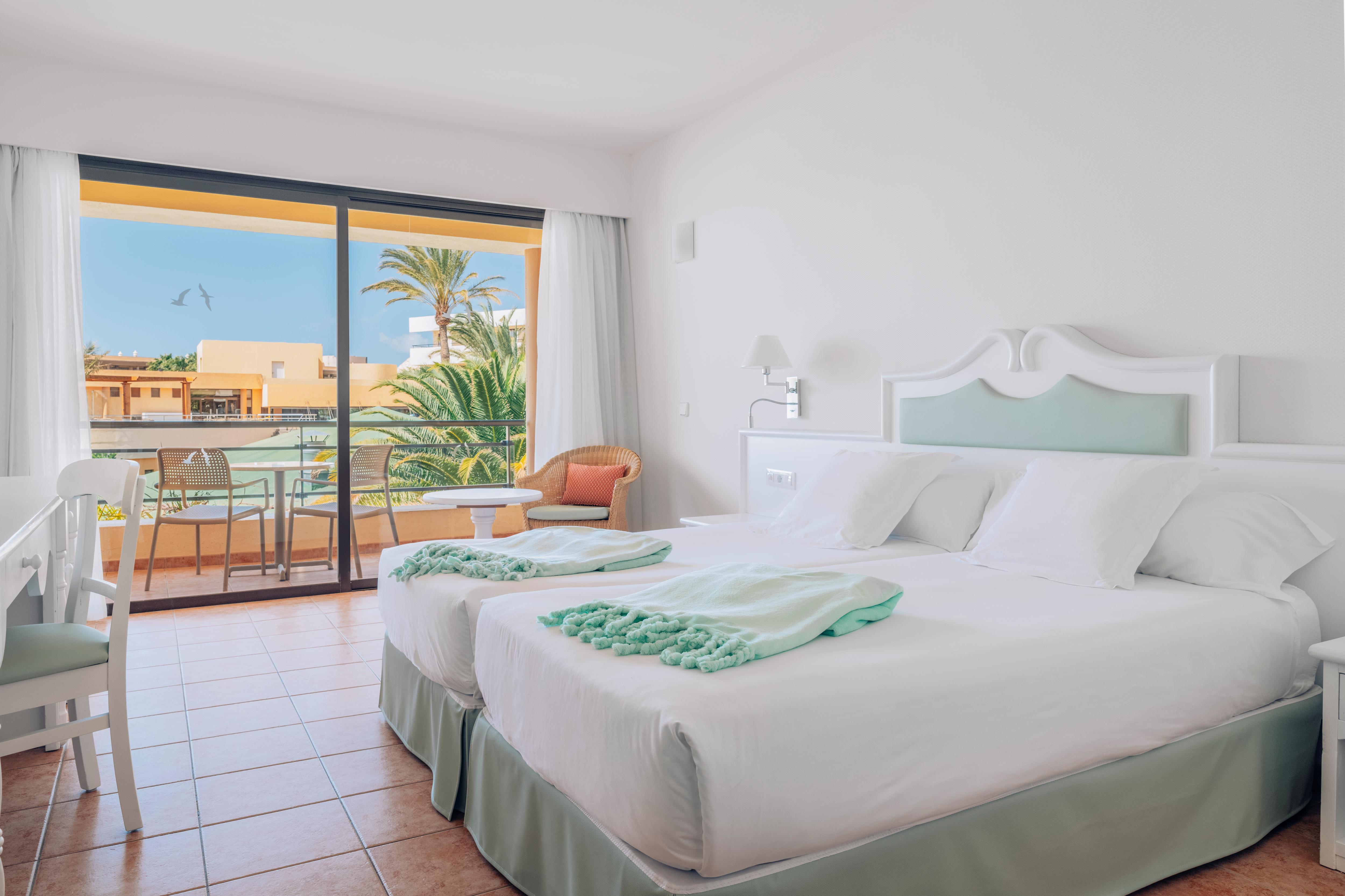 Iberostar Waves Playa Gaviotas