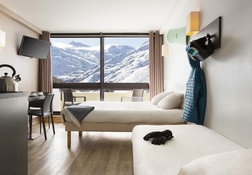 SOWELL RESIDENCES Pierre Blanche****